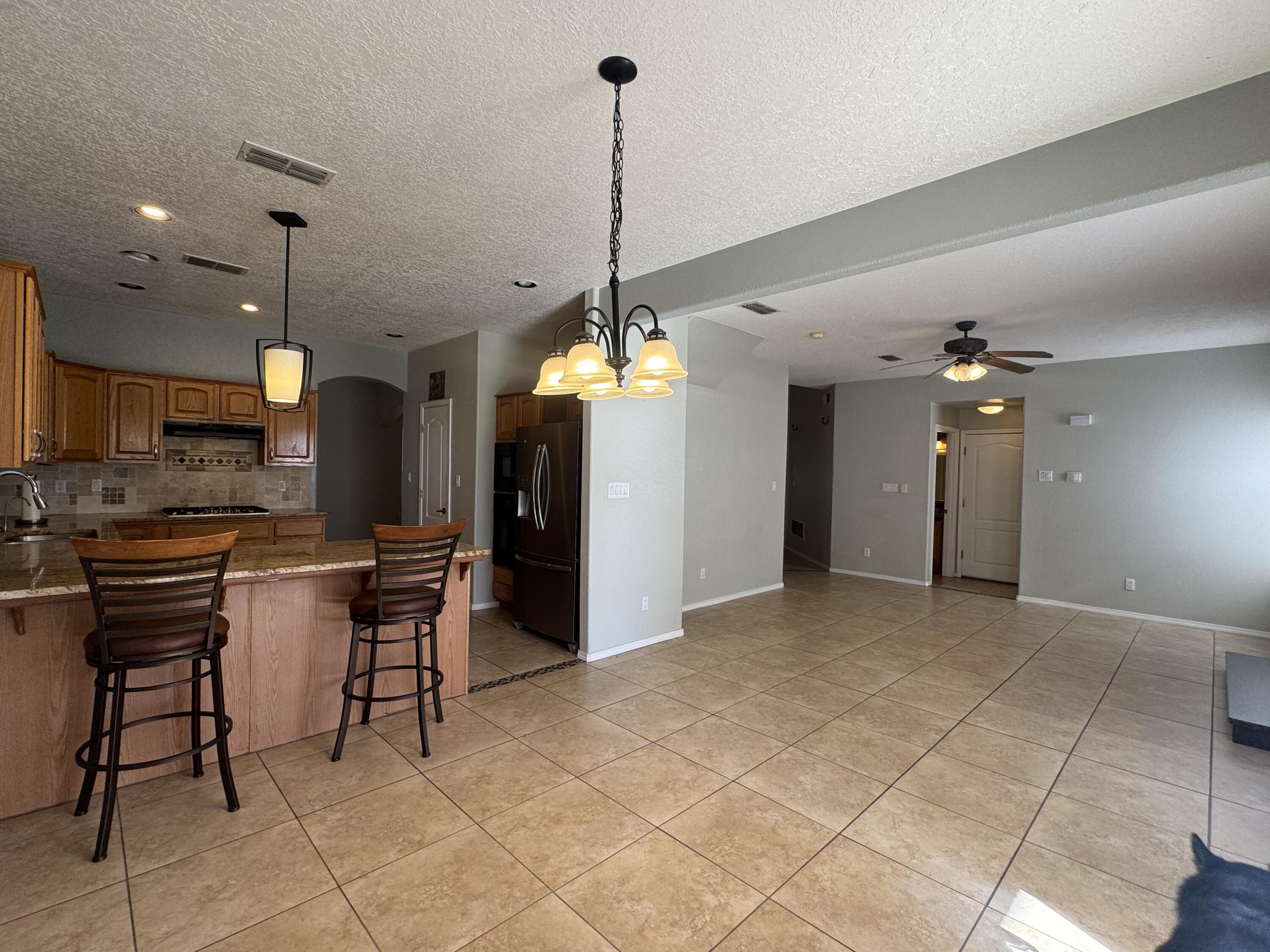Photo 12 — 8808 Vallejo Place NE