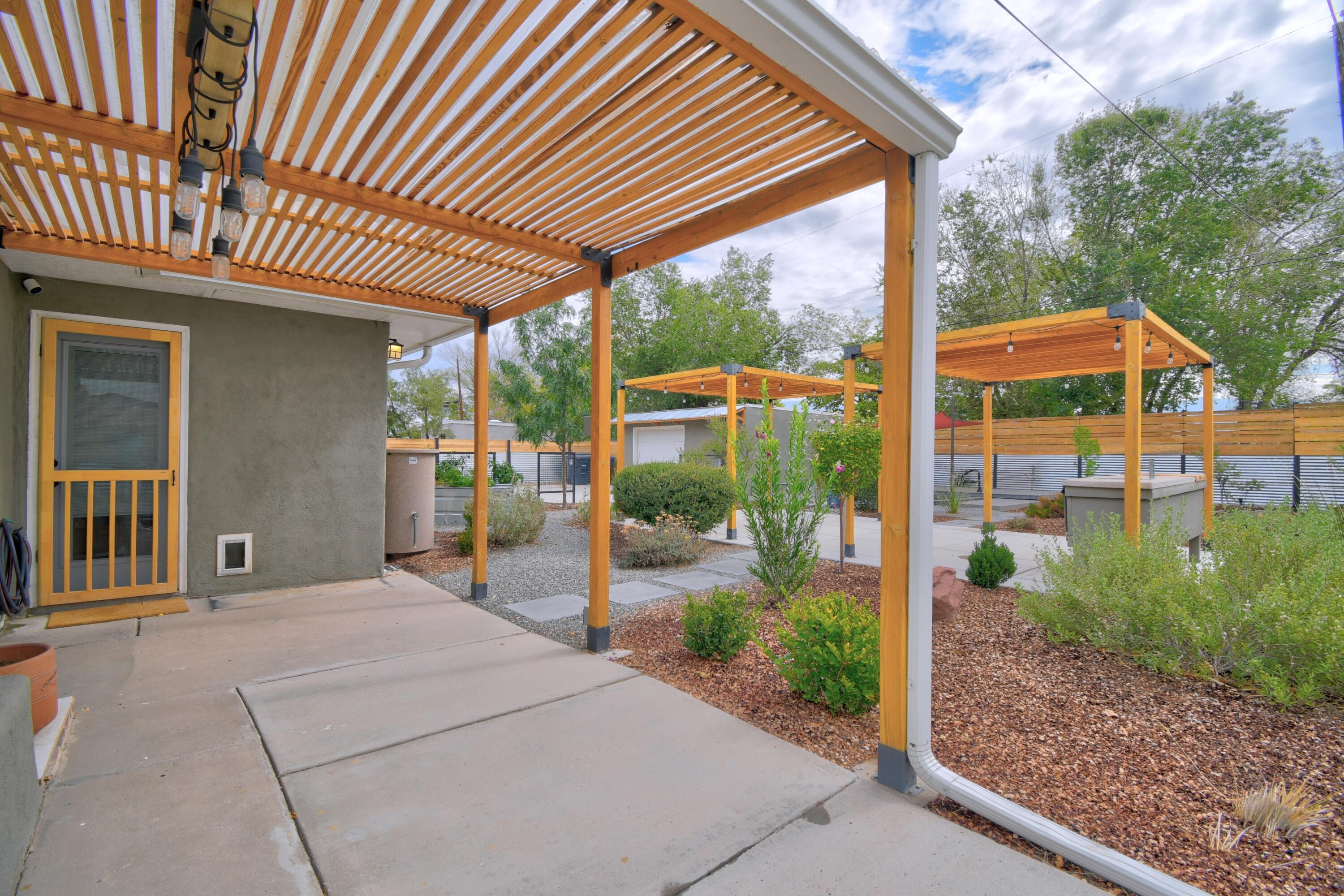 Photo 17 — 5014 La Cienega Street NW