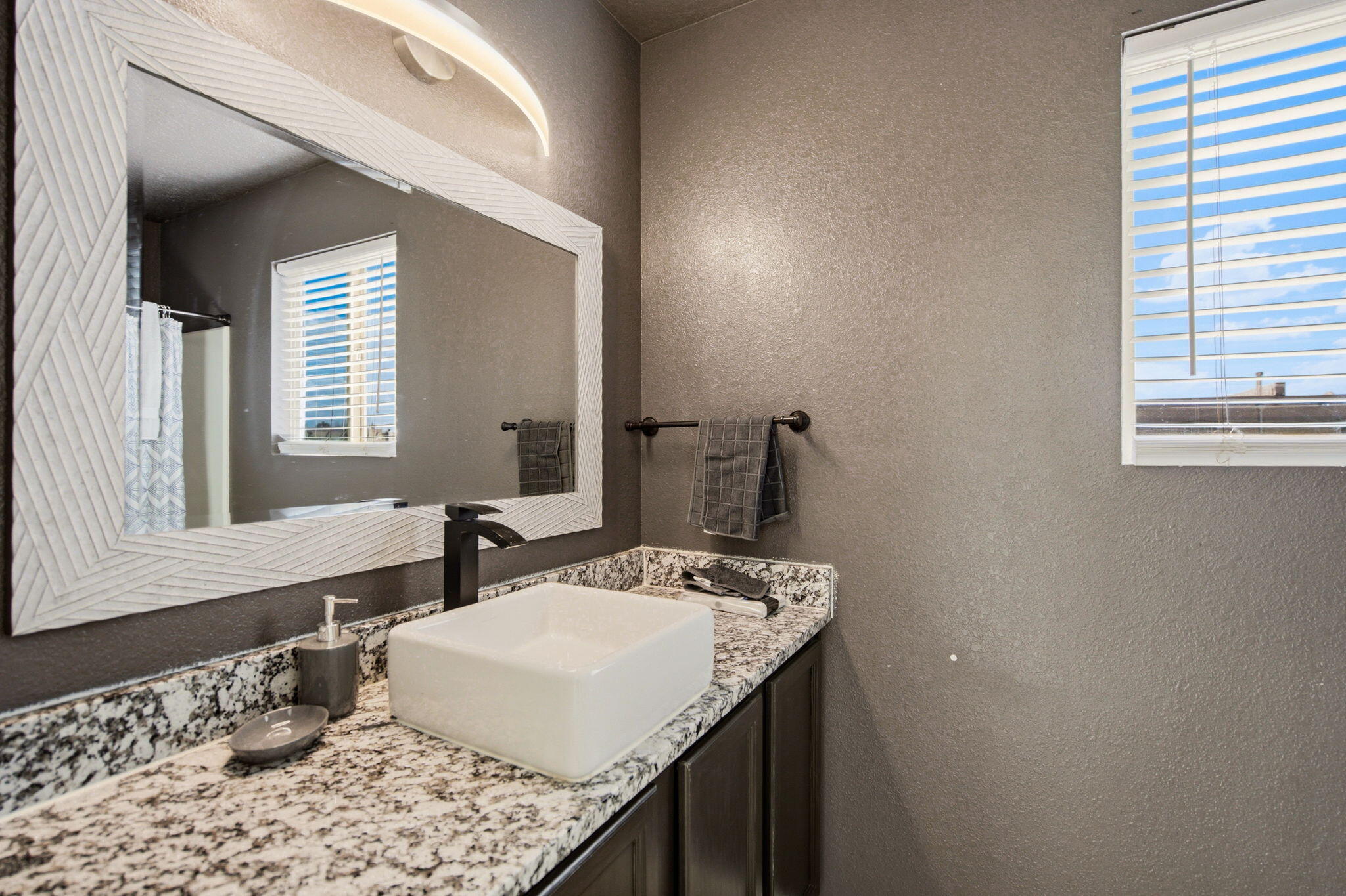 Photo 15 — 2944 Quail Pointe Drive NW