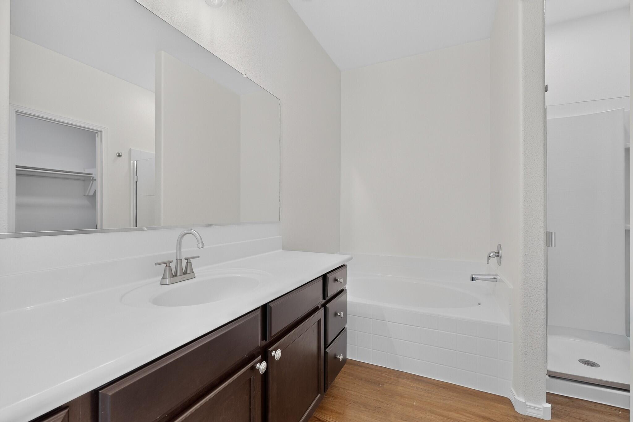Photo 12 — 10039 Andrews Avenue SW