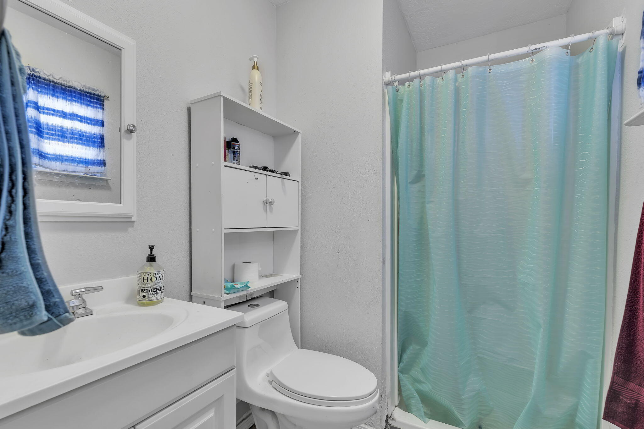 Photo 13 — 8812 Robby Avenue SW