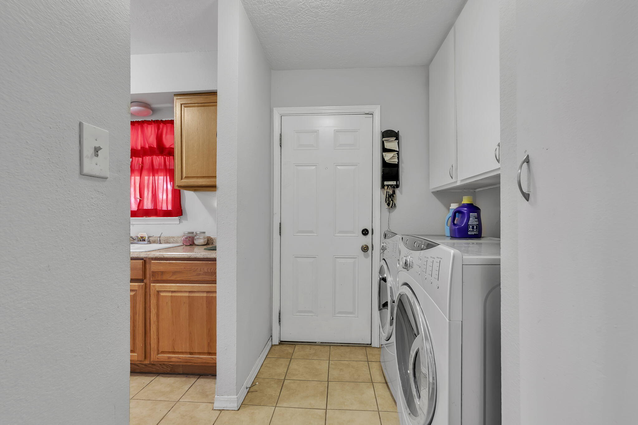 Photo 15 — 8812 Robby Avenue SW