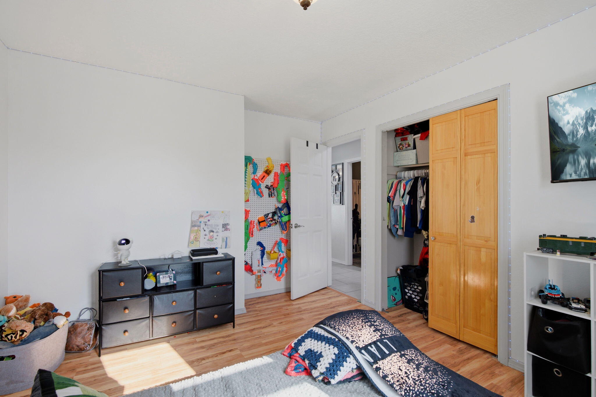 Photo 12 — 232 17th Street SE