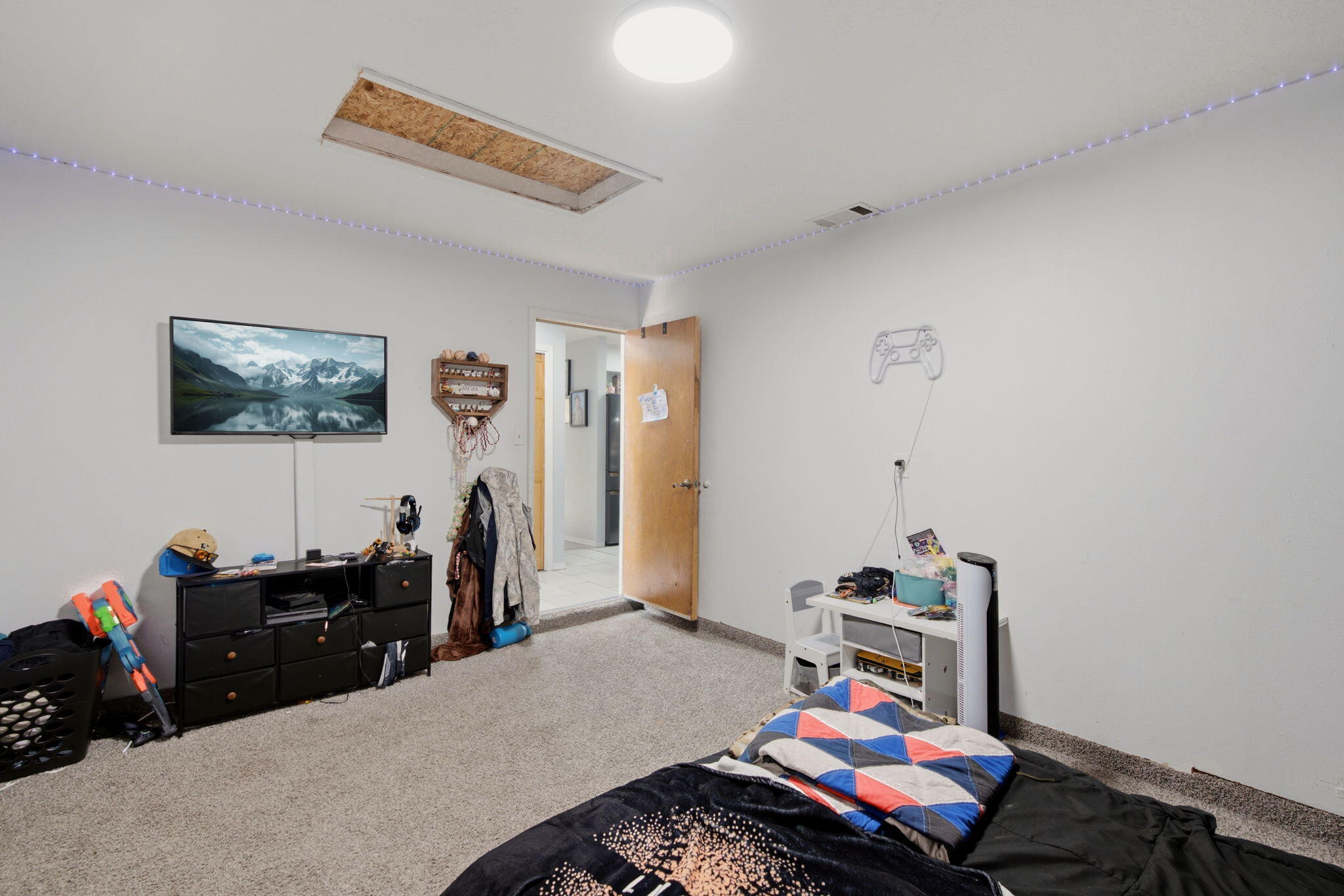 Photo 7 — 232 17th Street SE