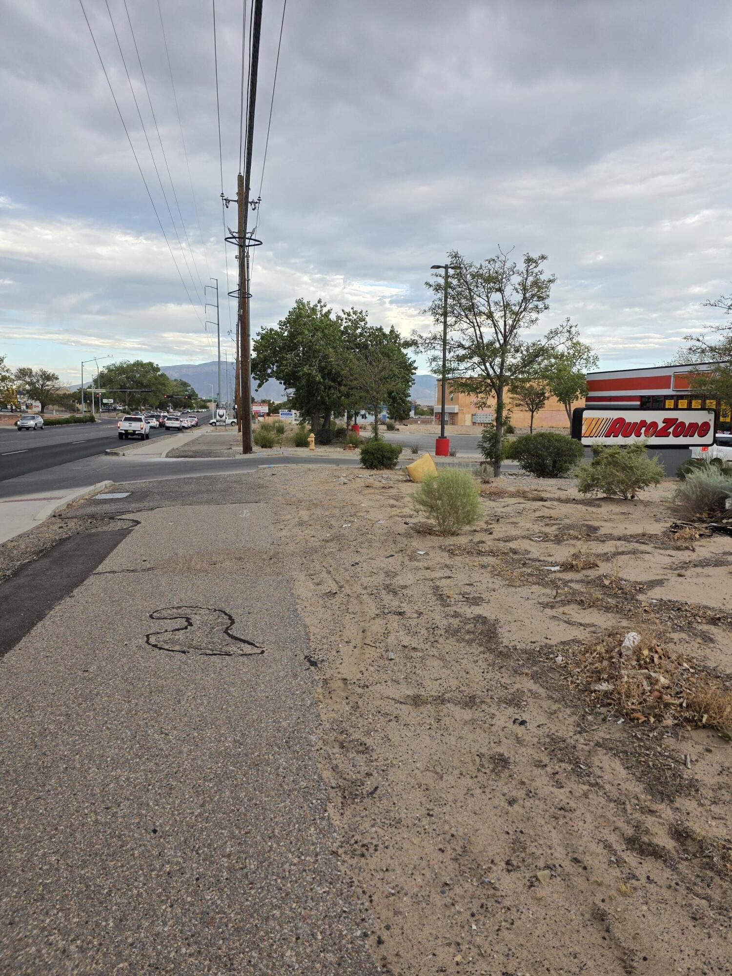 Photo 6 — 2202 Southern Boulevard SW 16