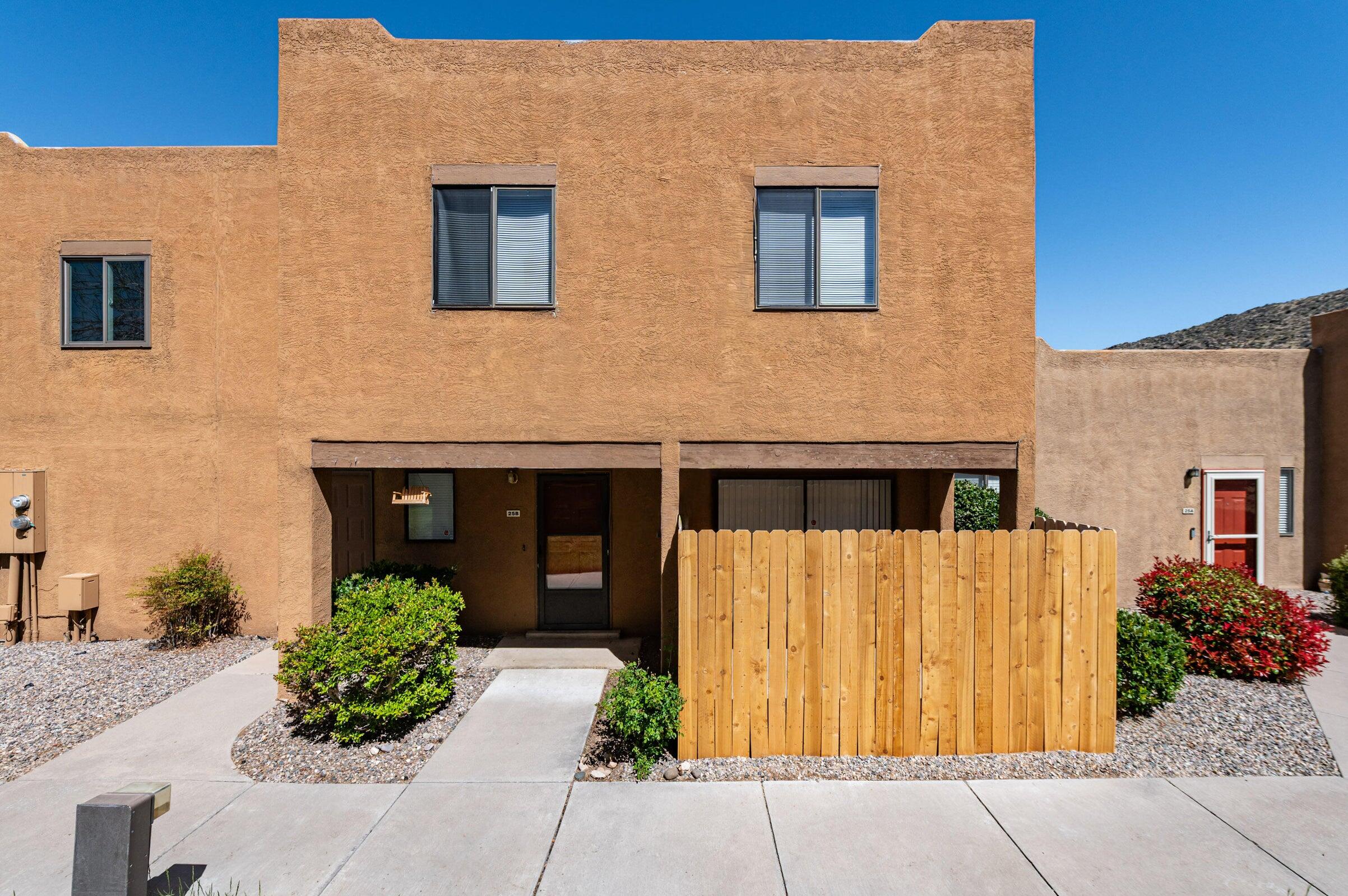 2900 Vista Del Rey NE UNIT 25B, Albuquerque, NM 87112