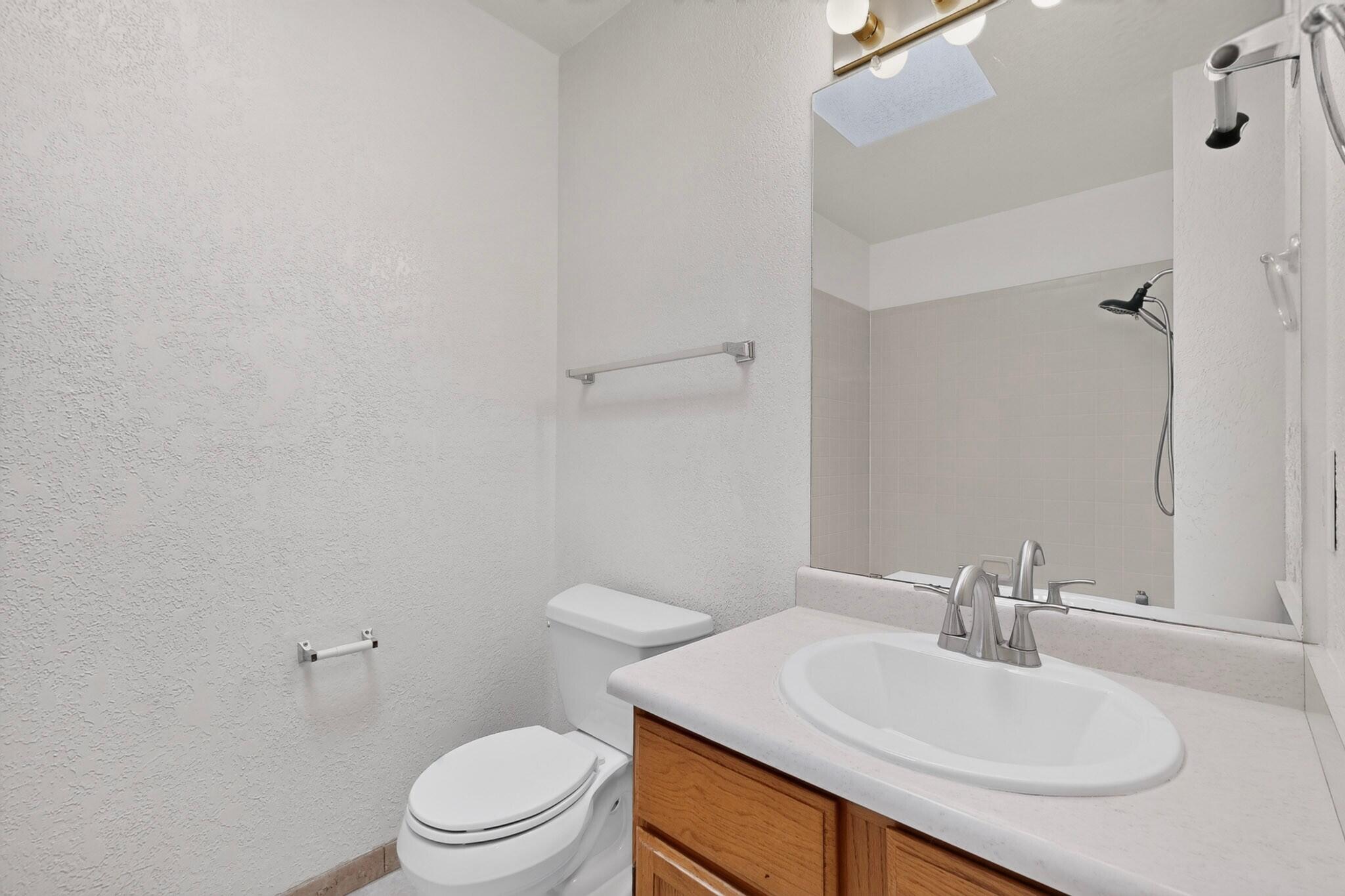 Photo 2 — 2900 Vista Del Rey NE UNIT 25B