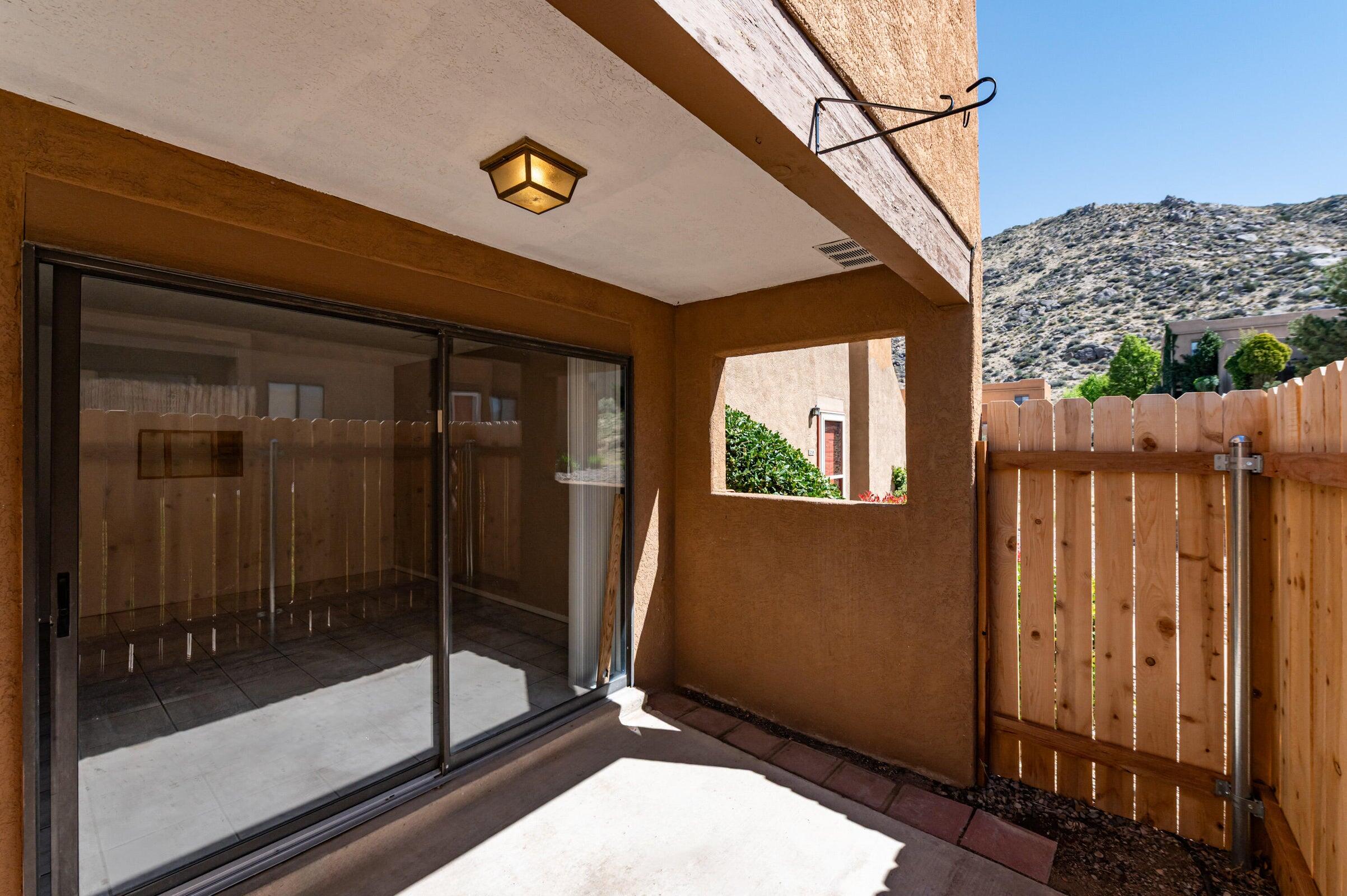 Photo 9 — 2900 Vista Del Rey NE UNIT 25B