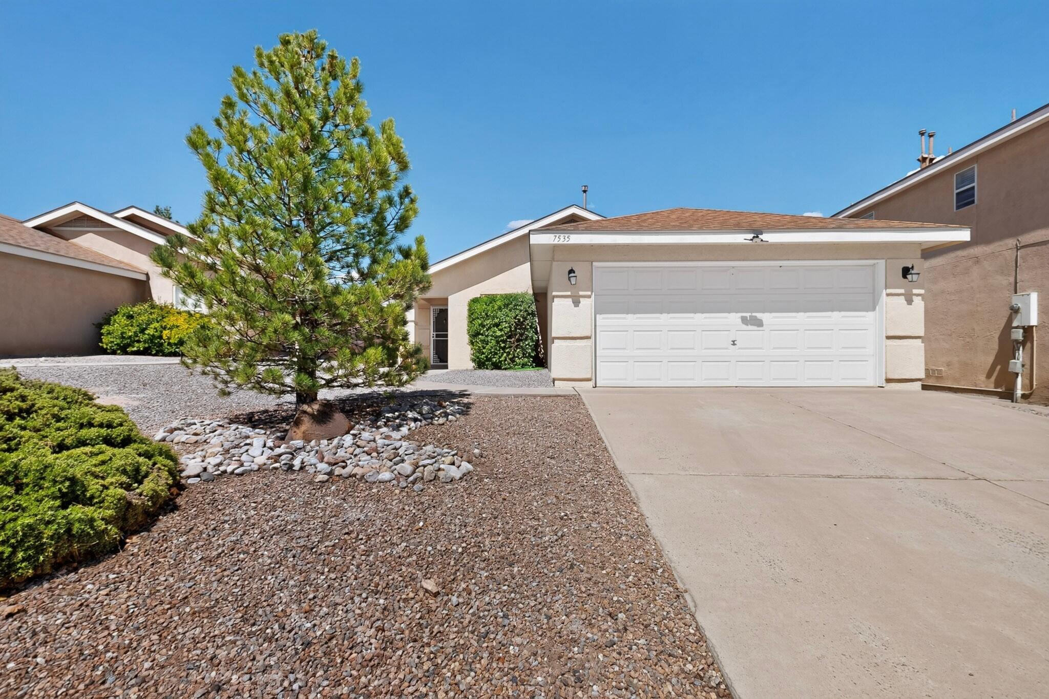 7535 Cripple Creek Road NW, Albuquerque, NM 87114