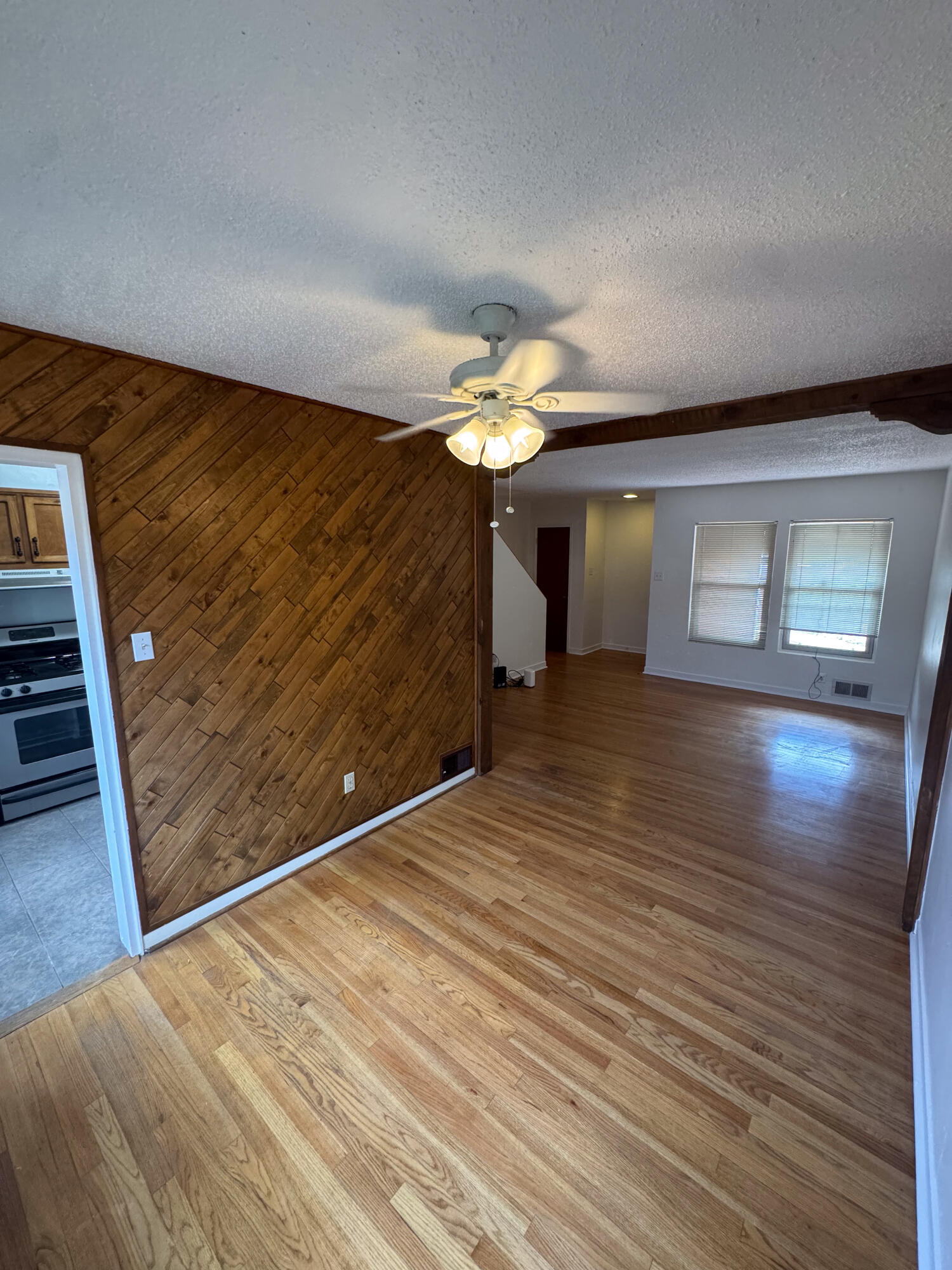 Photo 8 — 1405 San Carlos Road SW APT 7