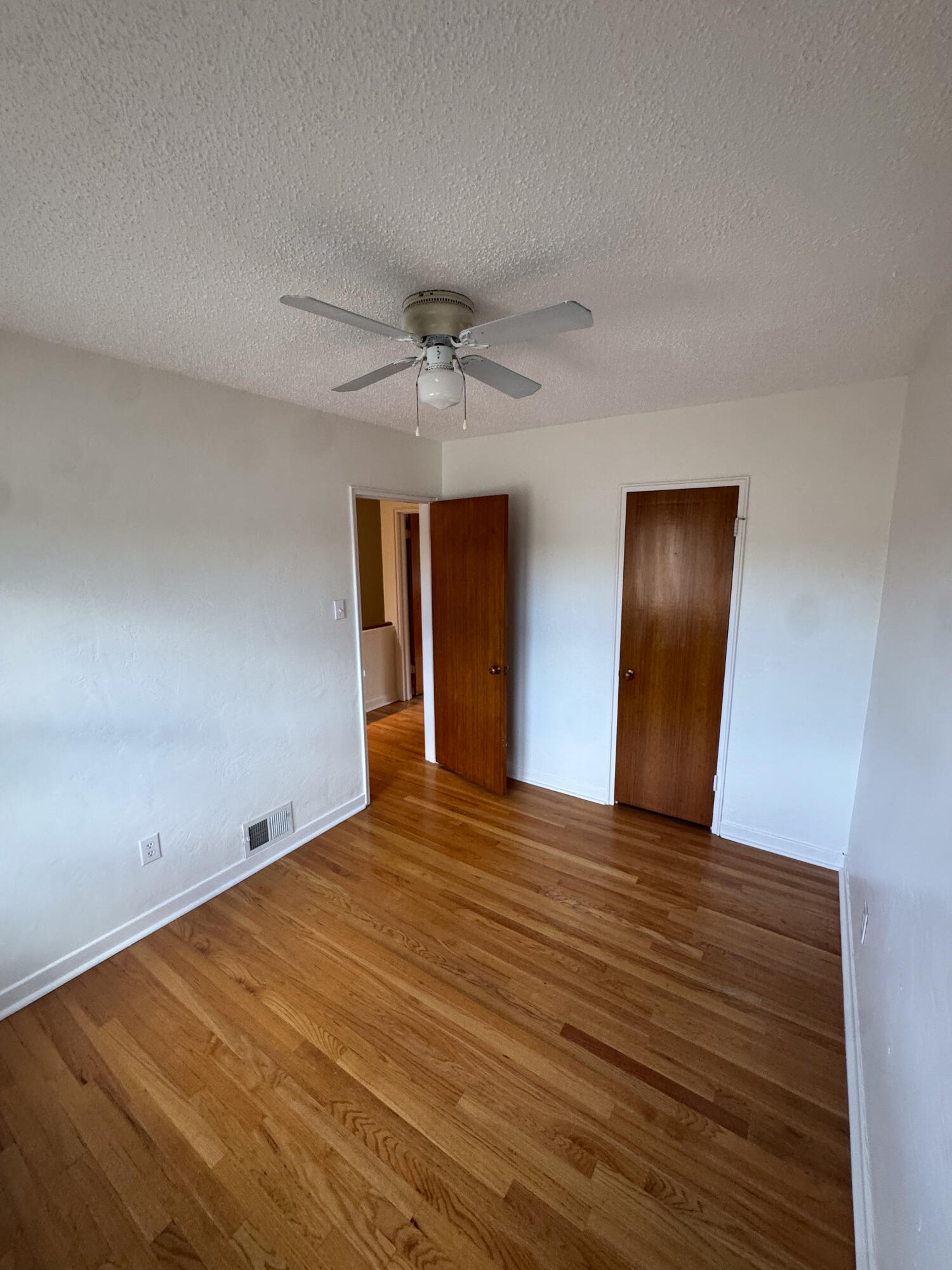 Photo 11 — 1405 San Carlos Road SW APT 7