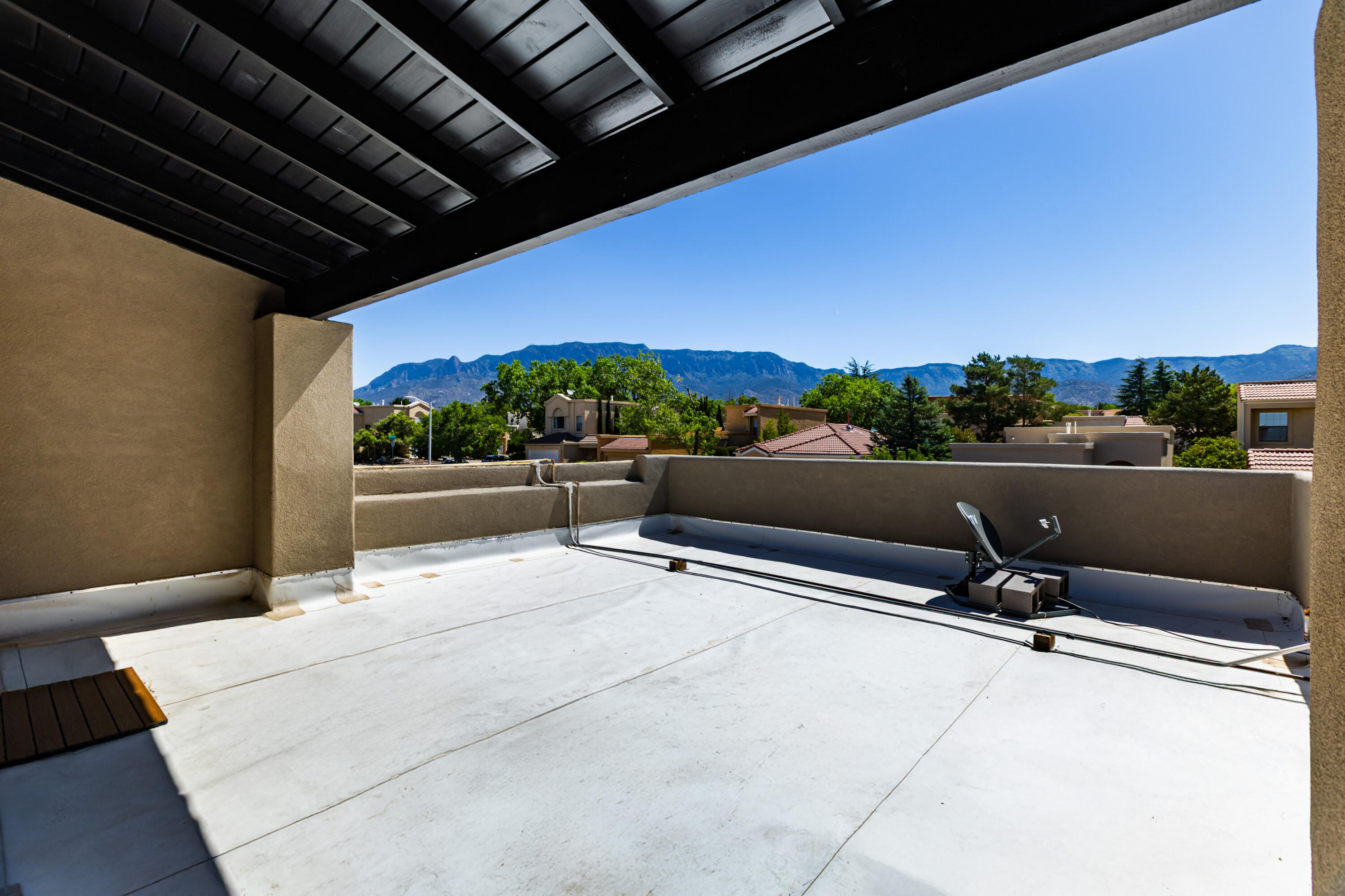 Photo 7 — 6205 Academy Ridge Drive NE