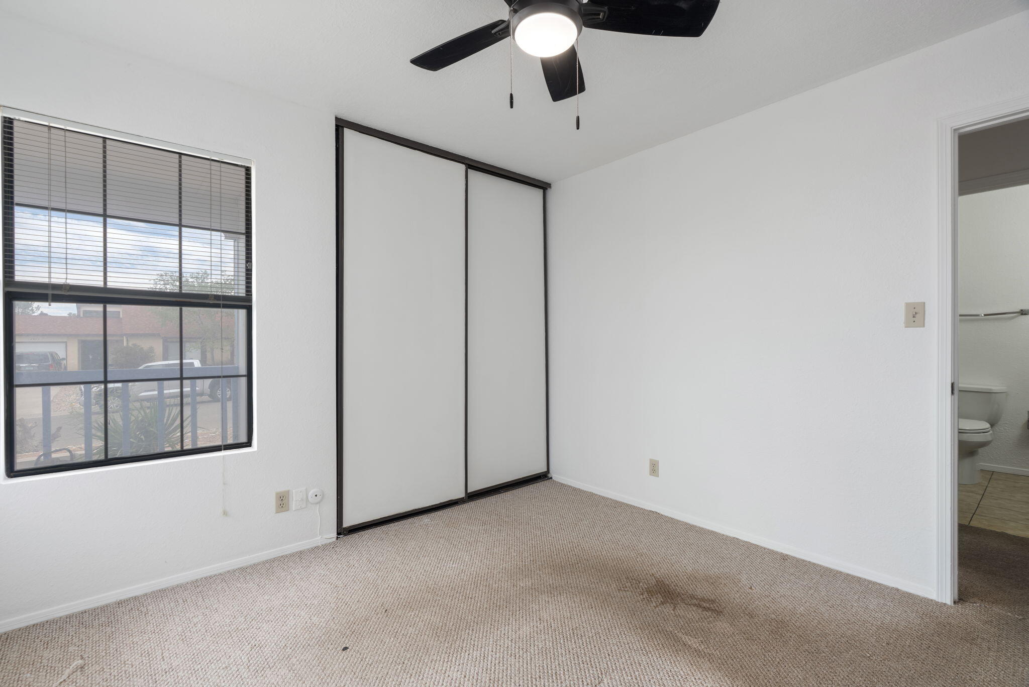 Photo 15 — 4913 Chromium Drive NE