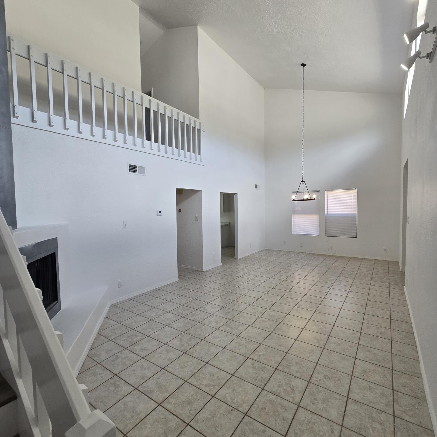 Photo 4 — 5429 Overlook Drive NE