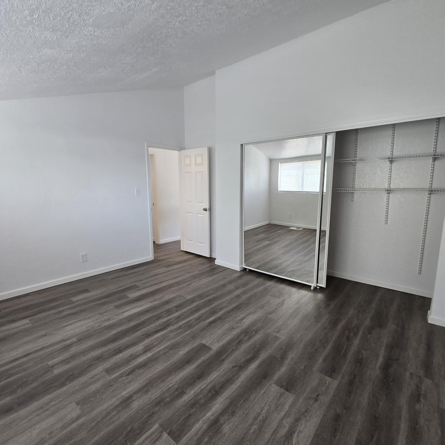 Photo 13 — 5429 Overlook Drive NE