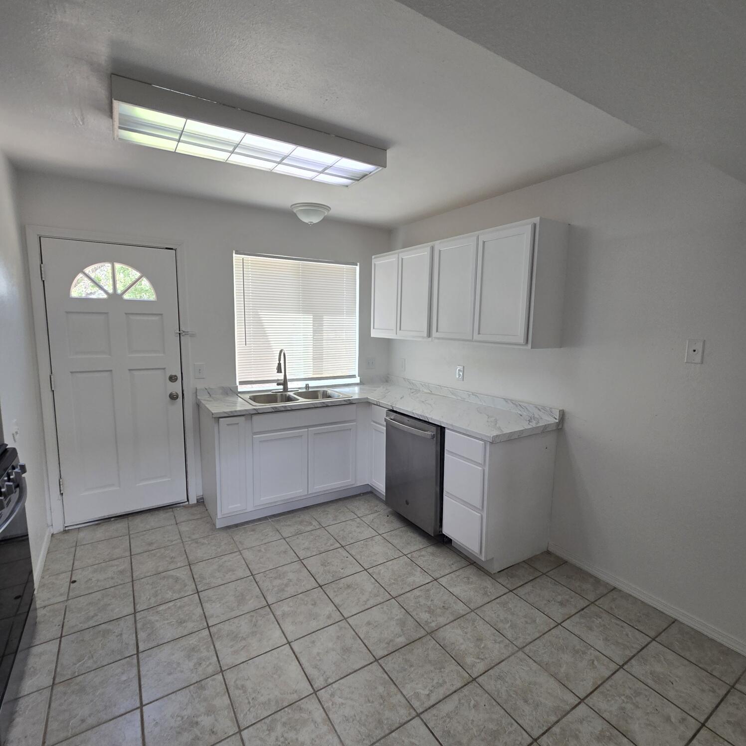 Photo 19 — 5429 Overlook Drive NE