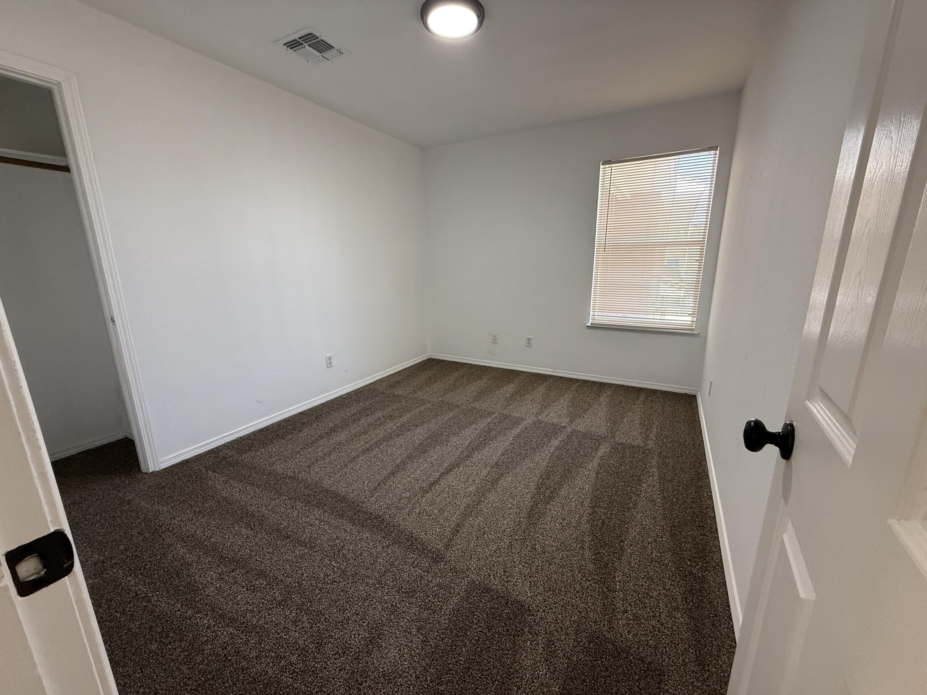 Photo 12 — 4808 Driftwood Avenue NW