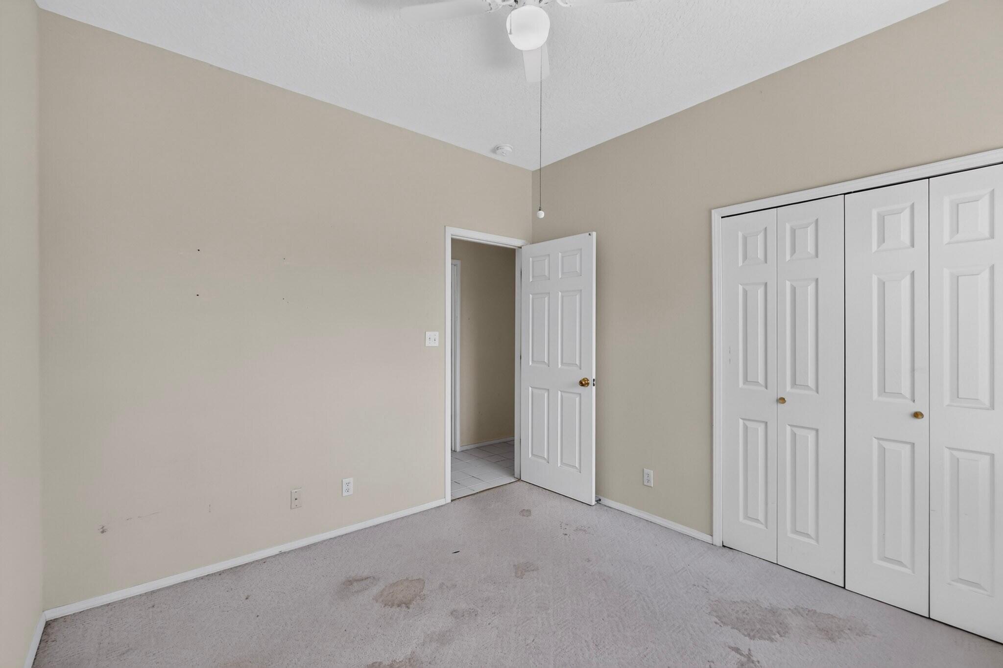 Photo 2 — 7201 Syr Court NE
