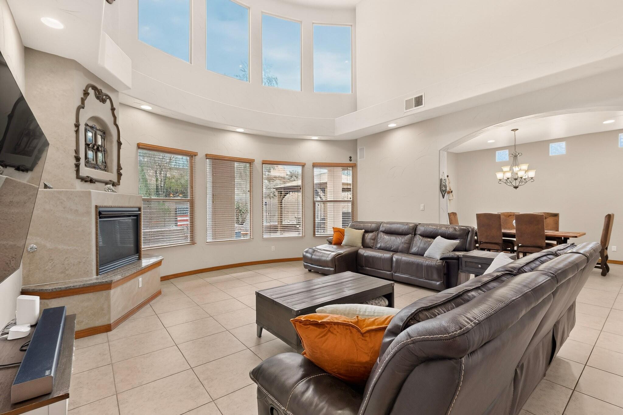 Photo 3 — 1220 Blanca Avenue NW