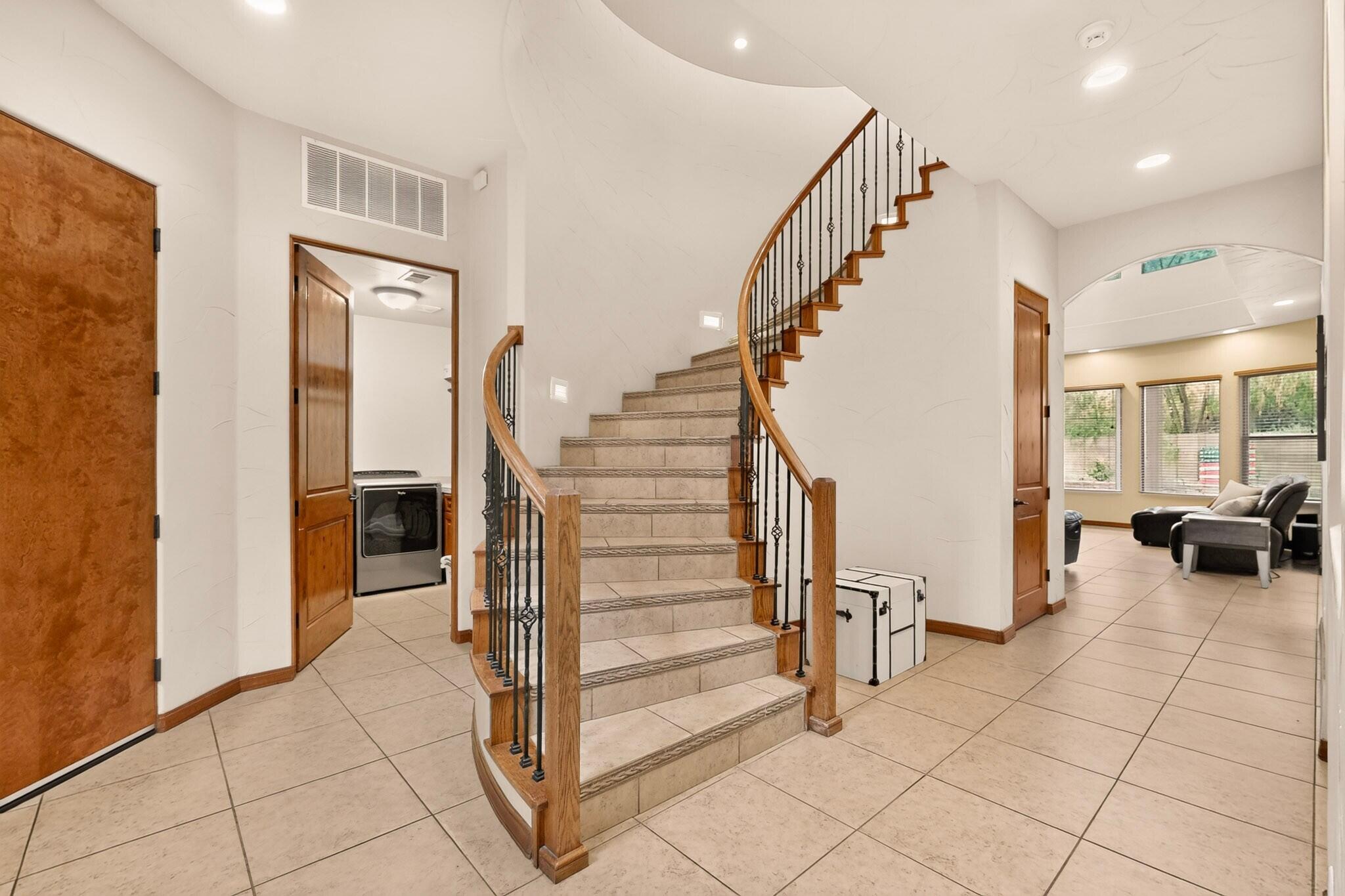 Photo 8 — 1220 Blanca Avenue NW