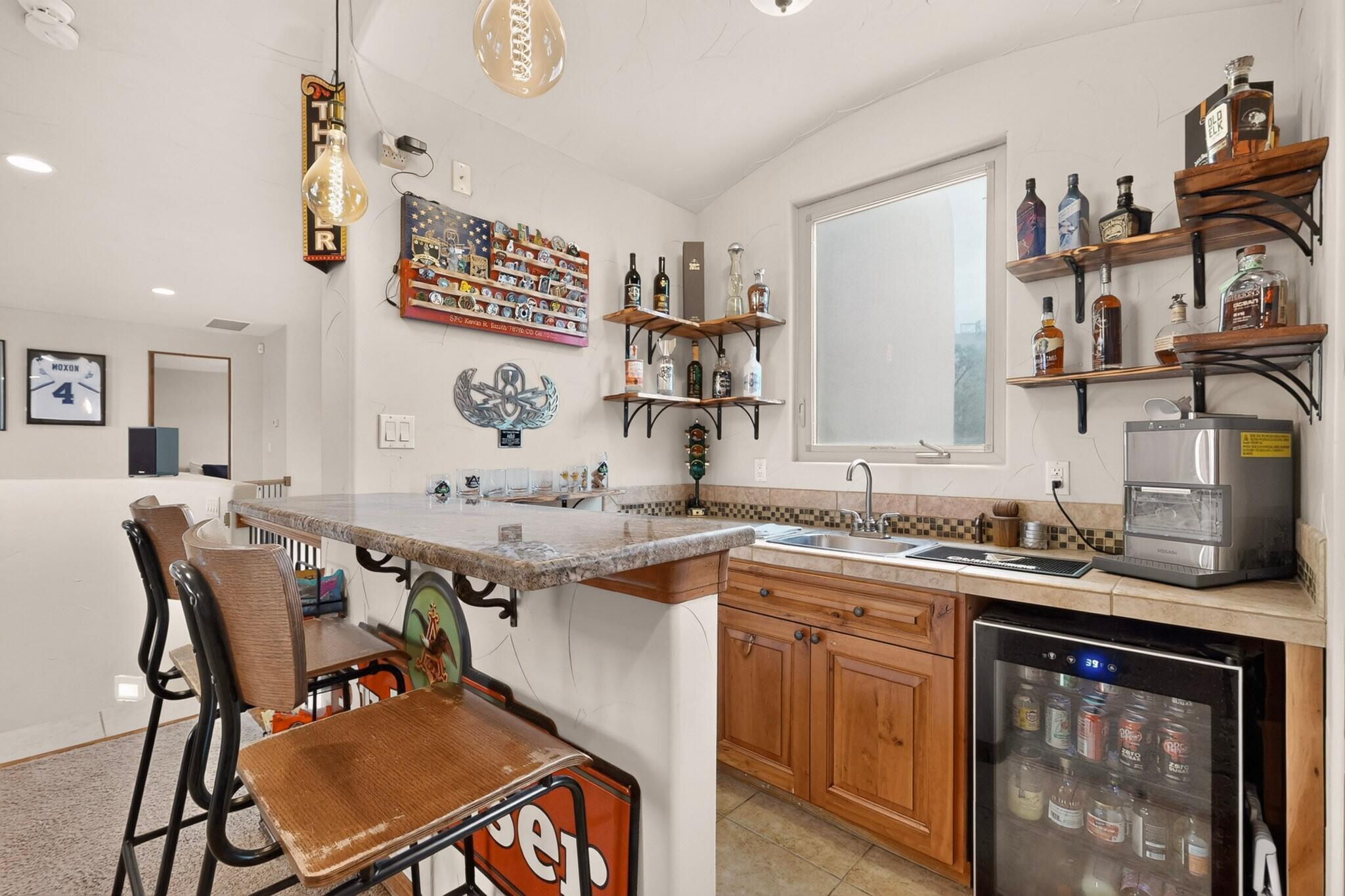 Photo 19 — 1220 Blanca Avenue NW