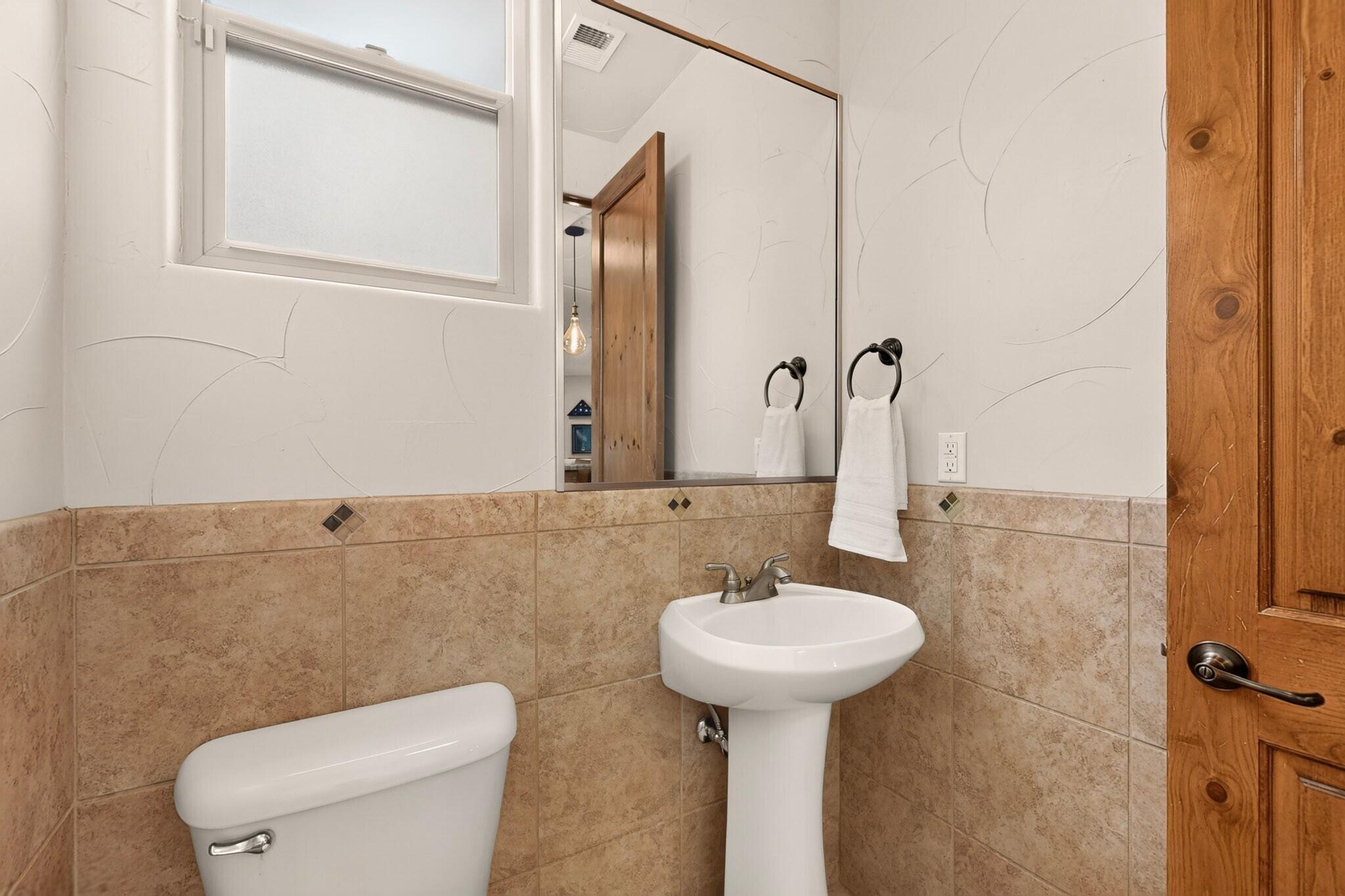 Photo 20 — 1220 Blanca Avenue NW