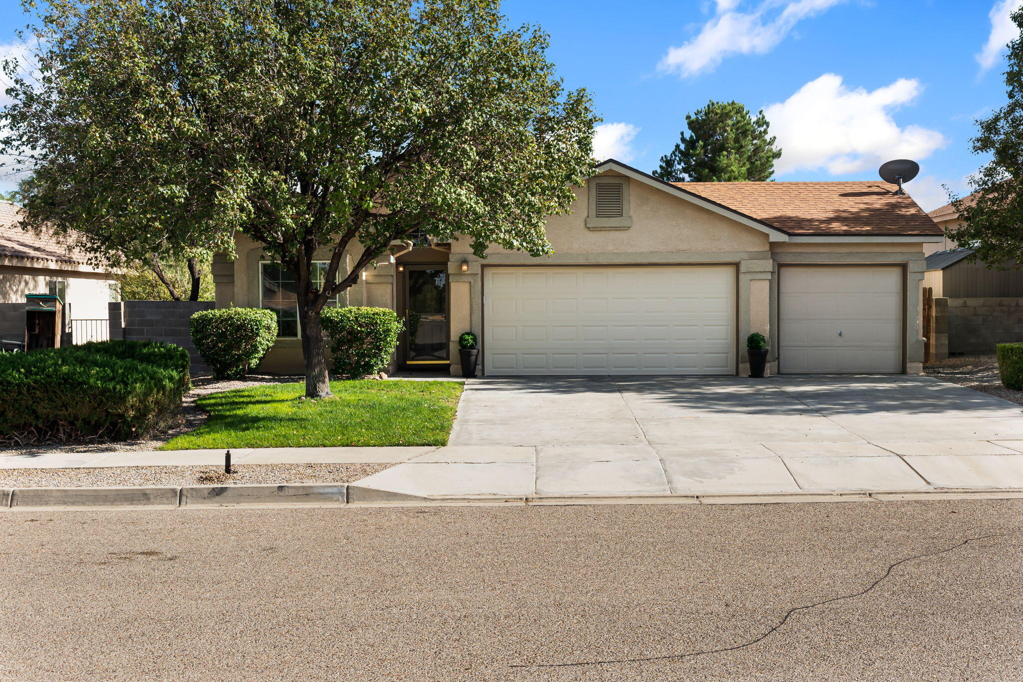 3470 Hunters Meadows Circle NE