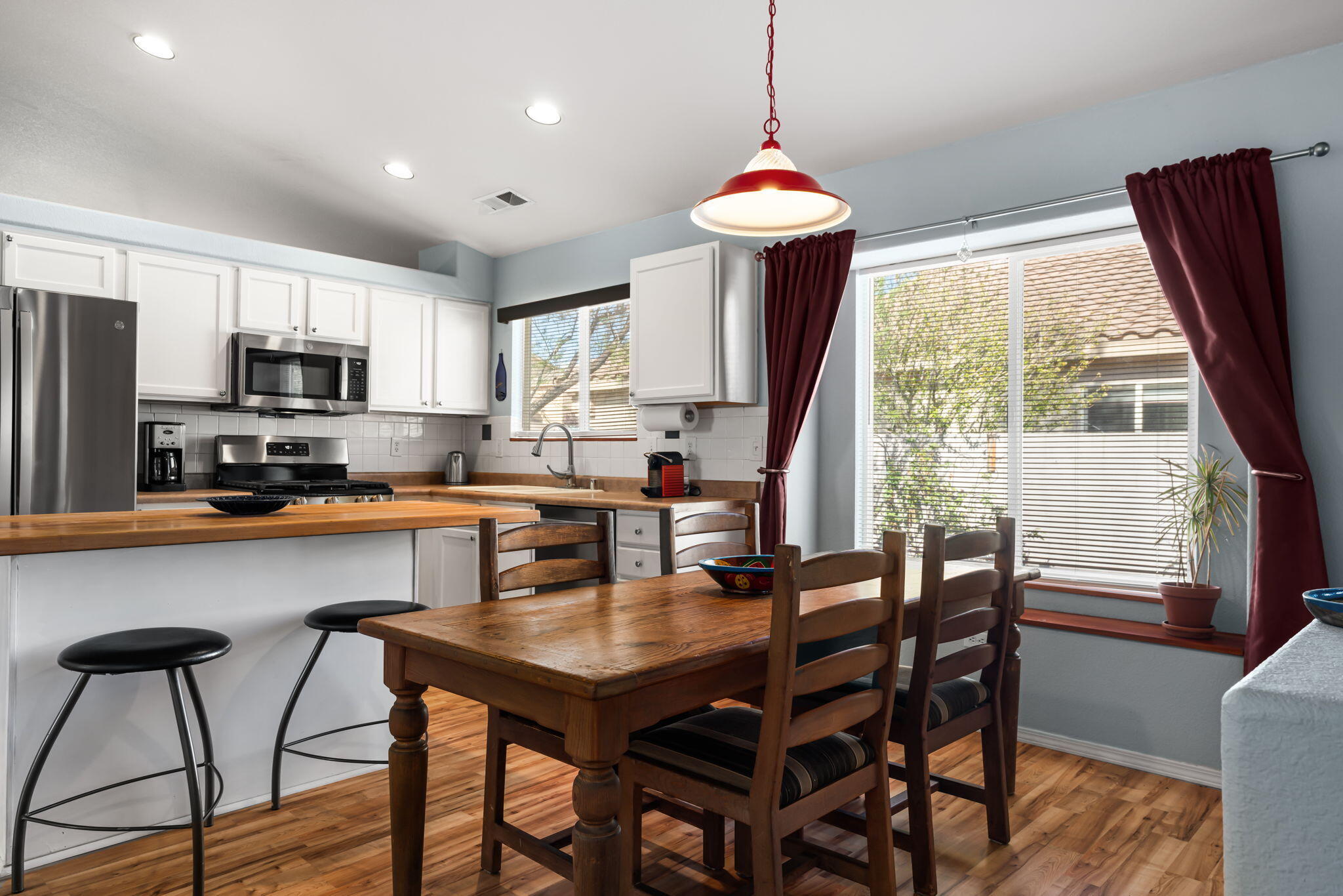 Photo 3 — 3470 Hunters Meadows Circle NE