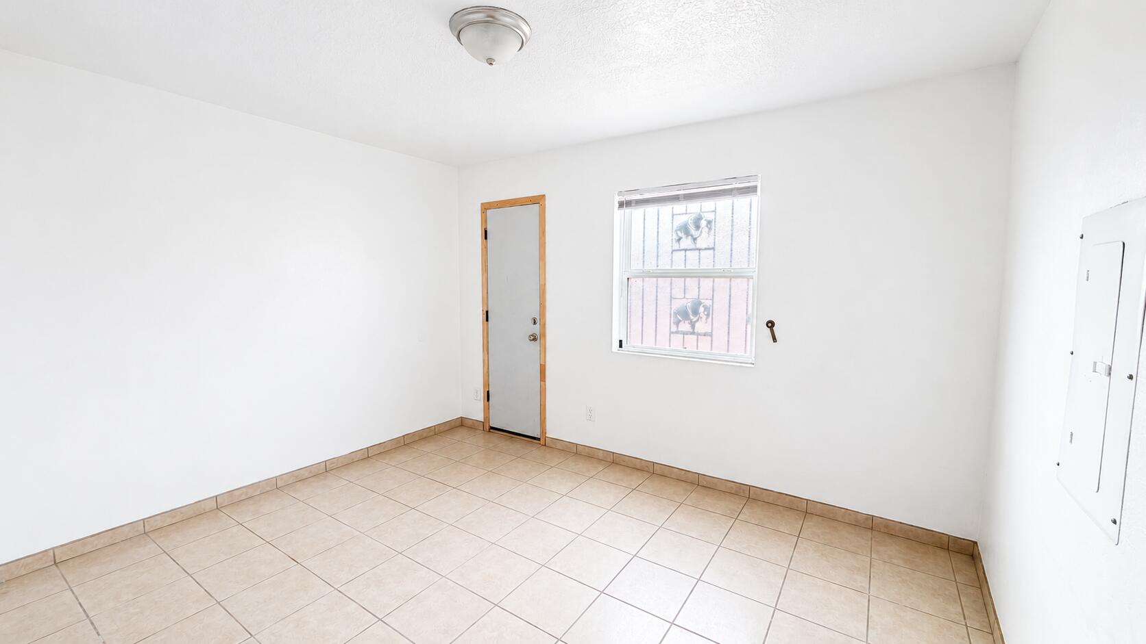 Photo 11 — 5105 5th Street SW