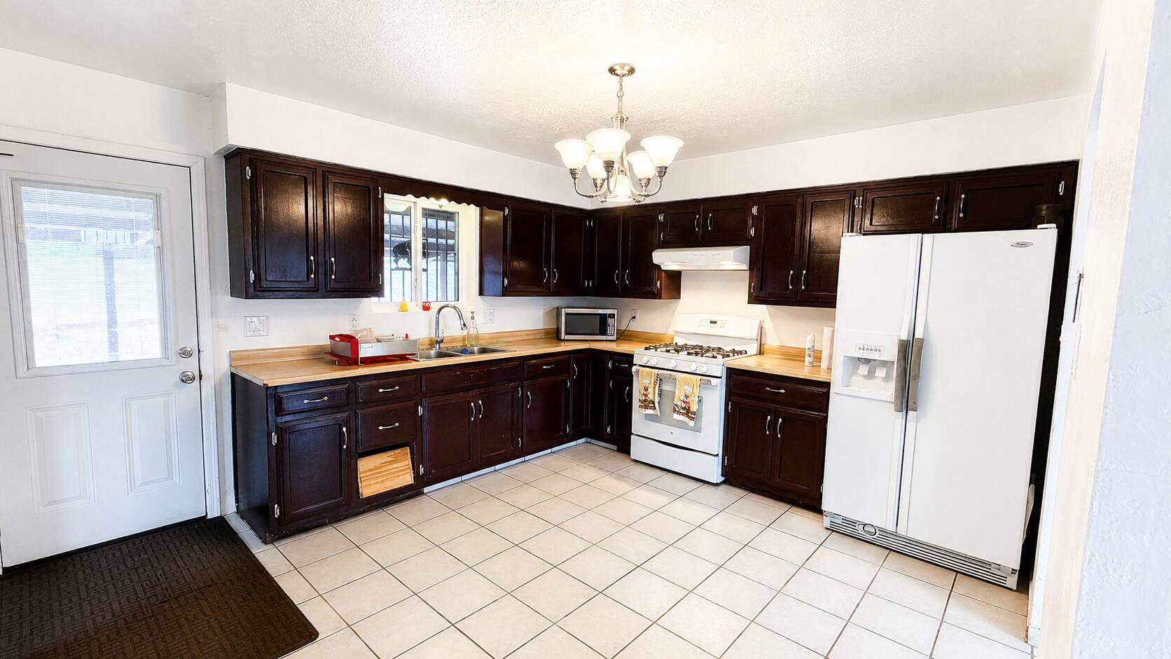 Photo 9 — 5105 5th Street SW