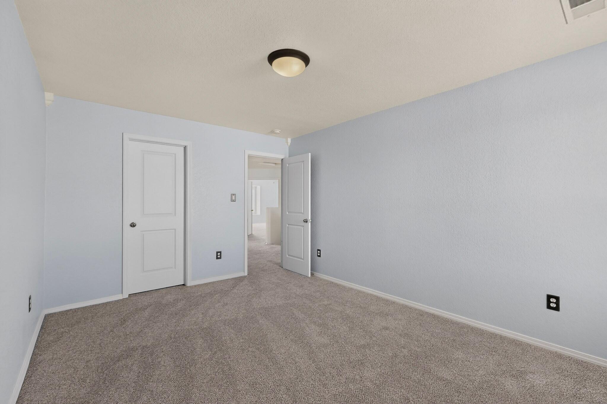 Photo 7 — 1160 Toscana Drive SE