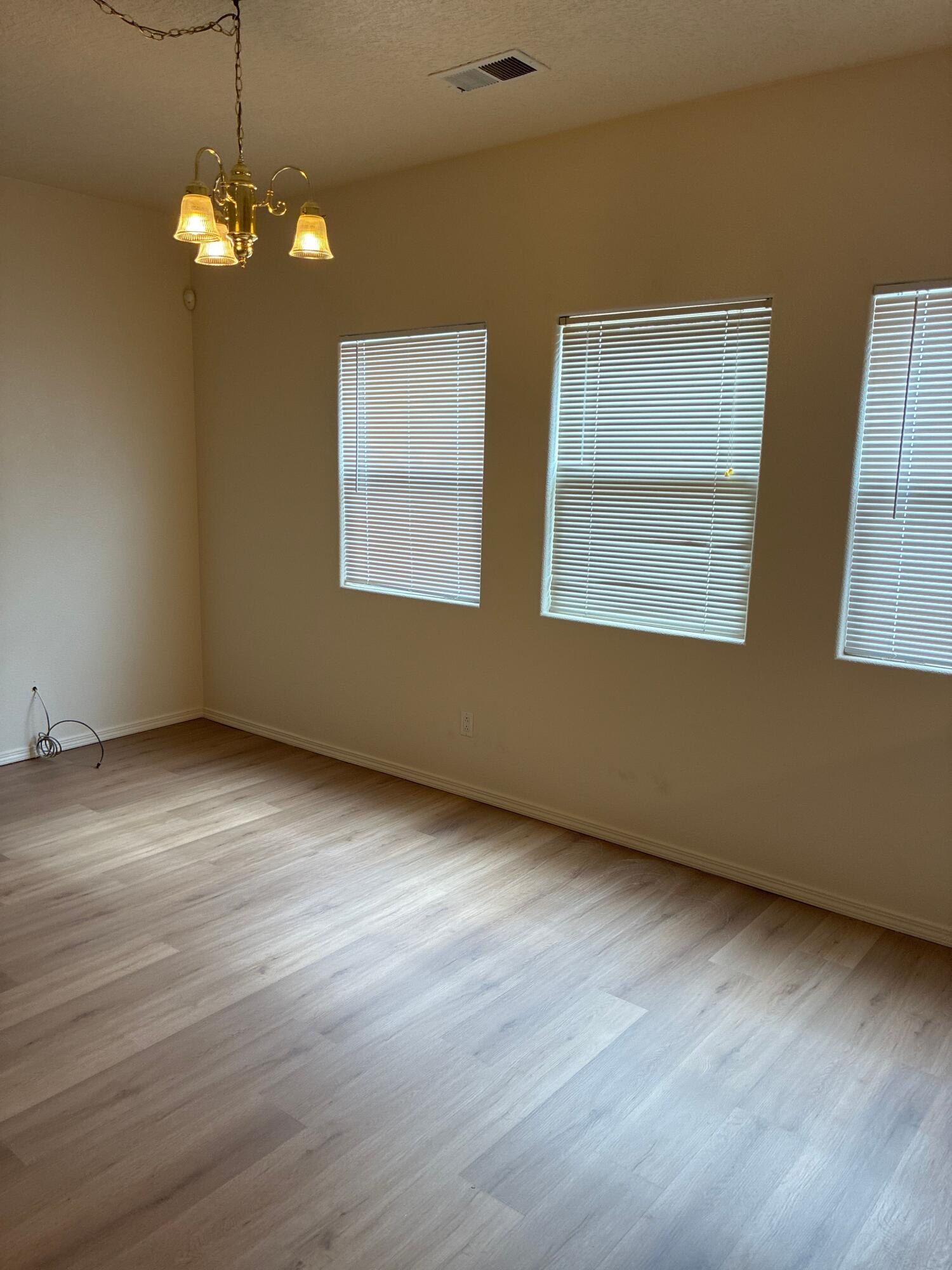 Photo 5 — 5401 Saturnia Road NW