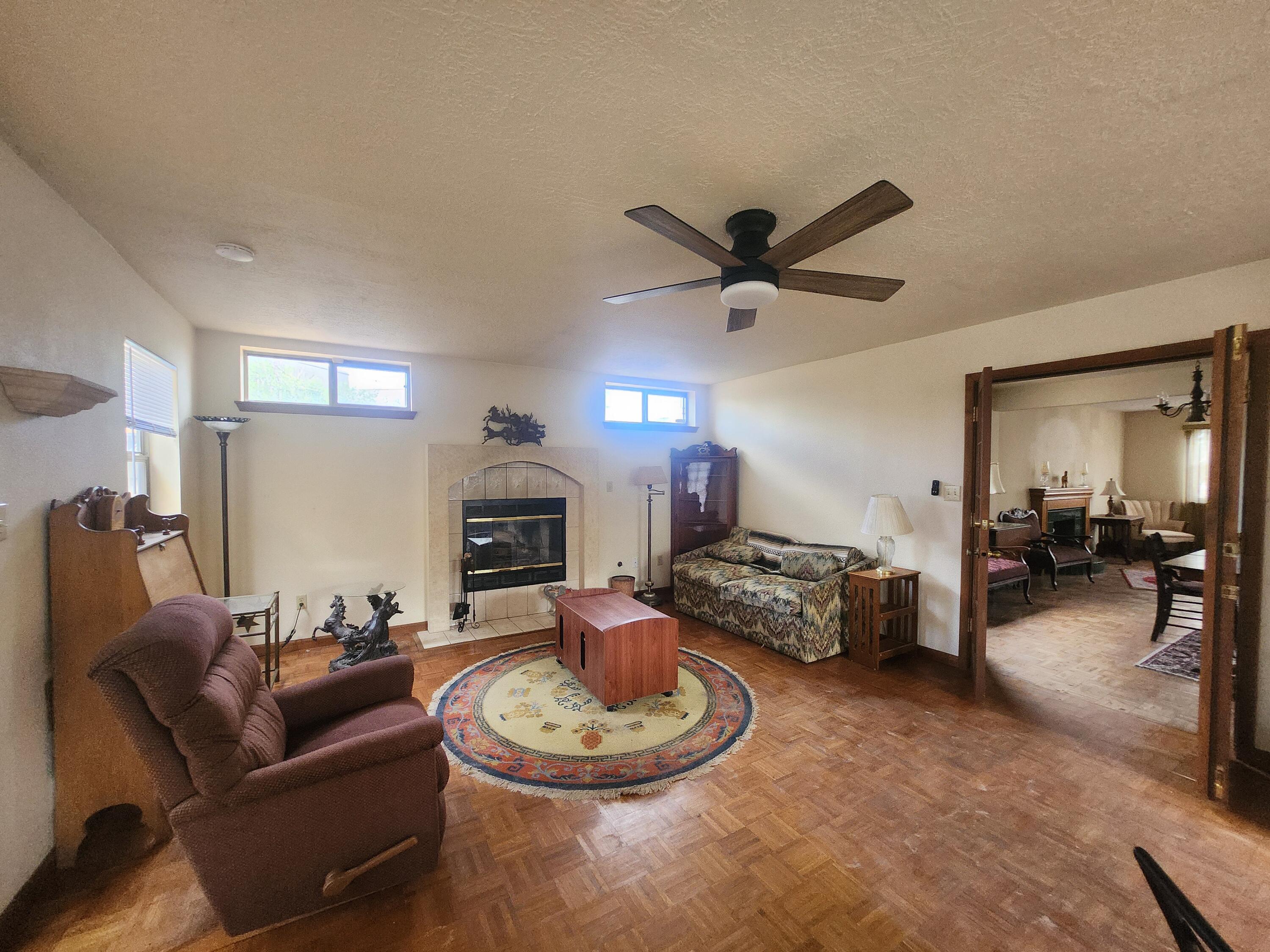 Photo 9 — 1025 Lynch Court NW