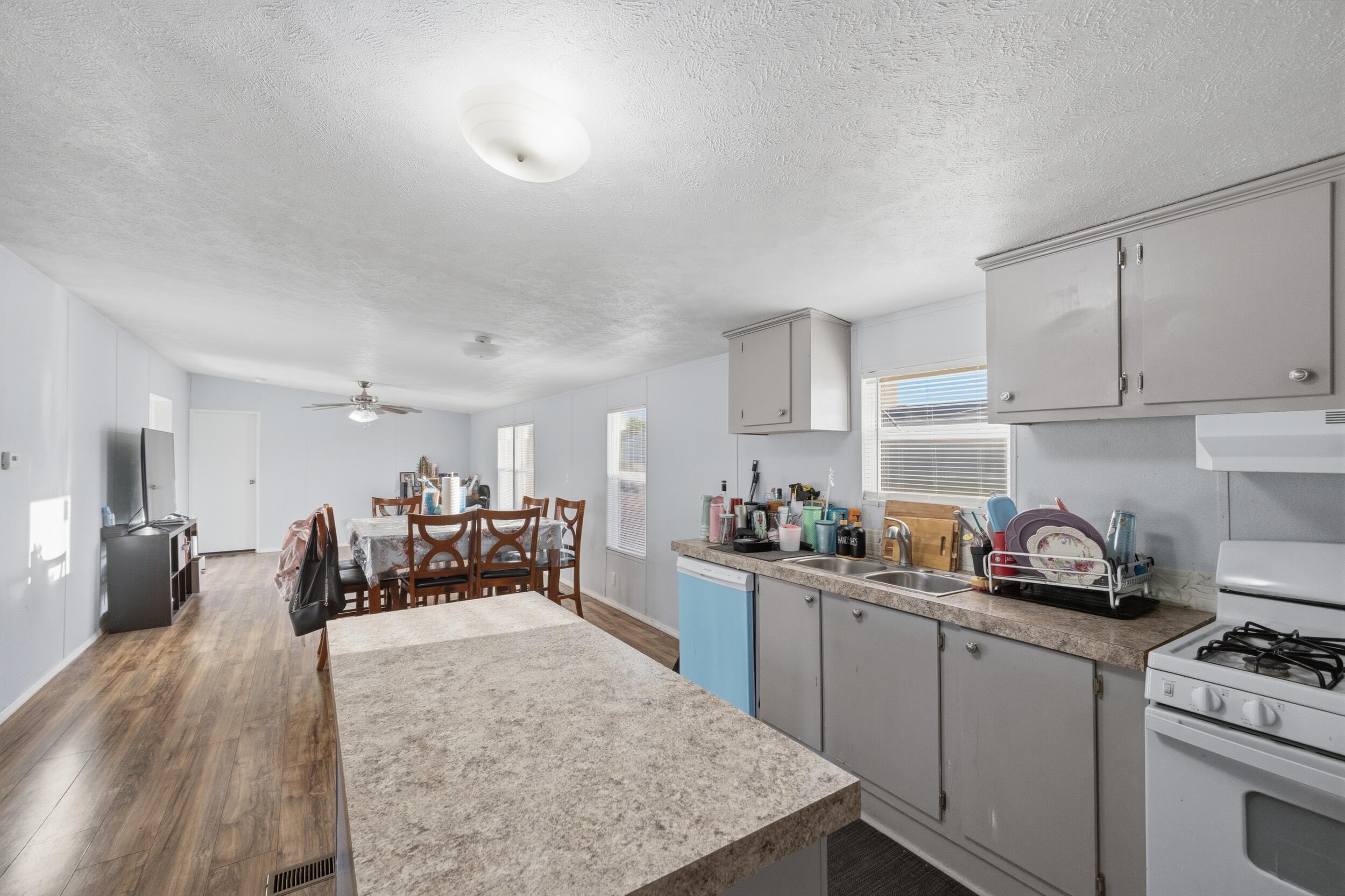 Photo 19 — 3811 Milan Court SW