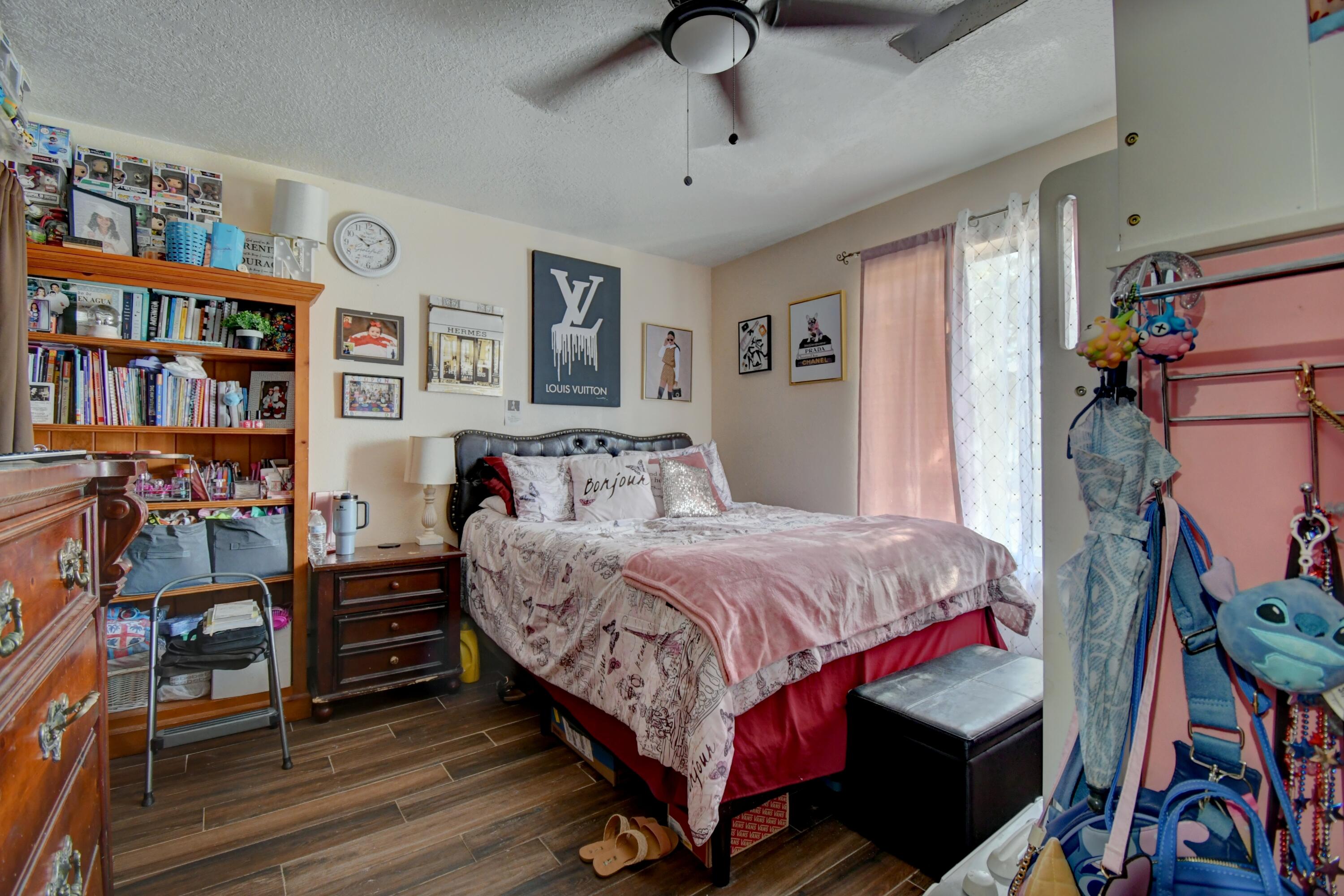 Photo 7 — 2305 Desert Wood Drive SW