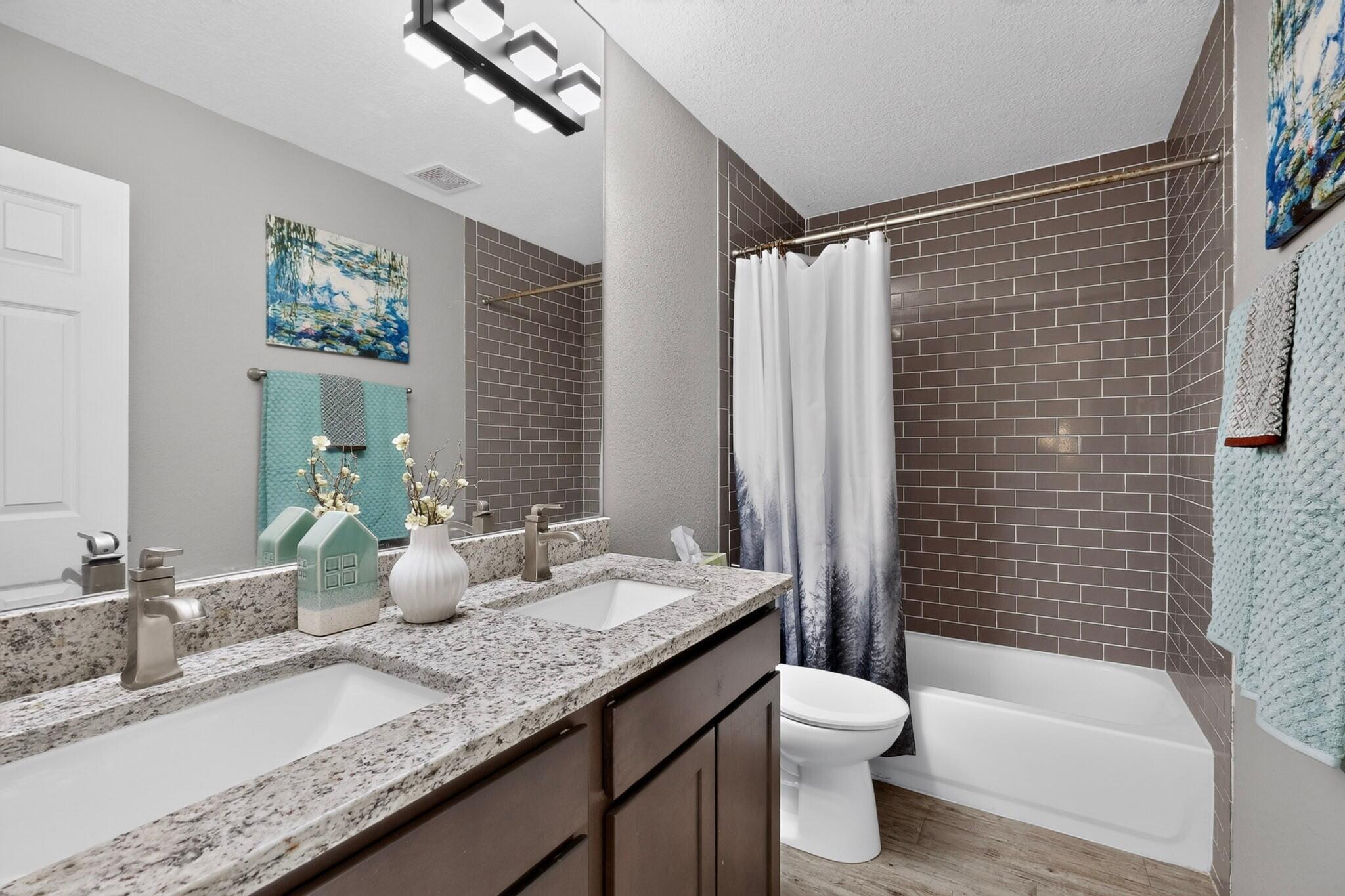 Photo 9 — 12515 Alps Way NE