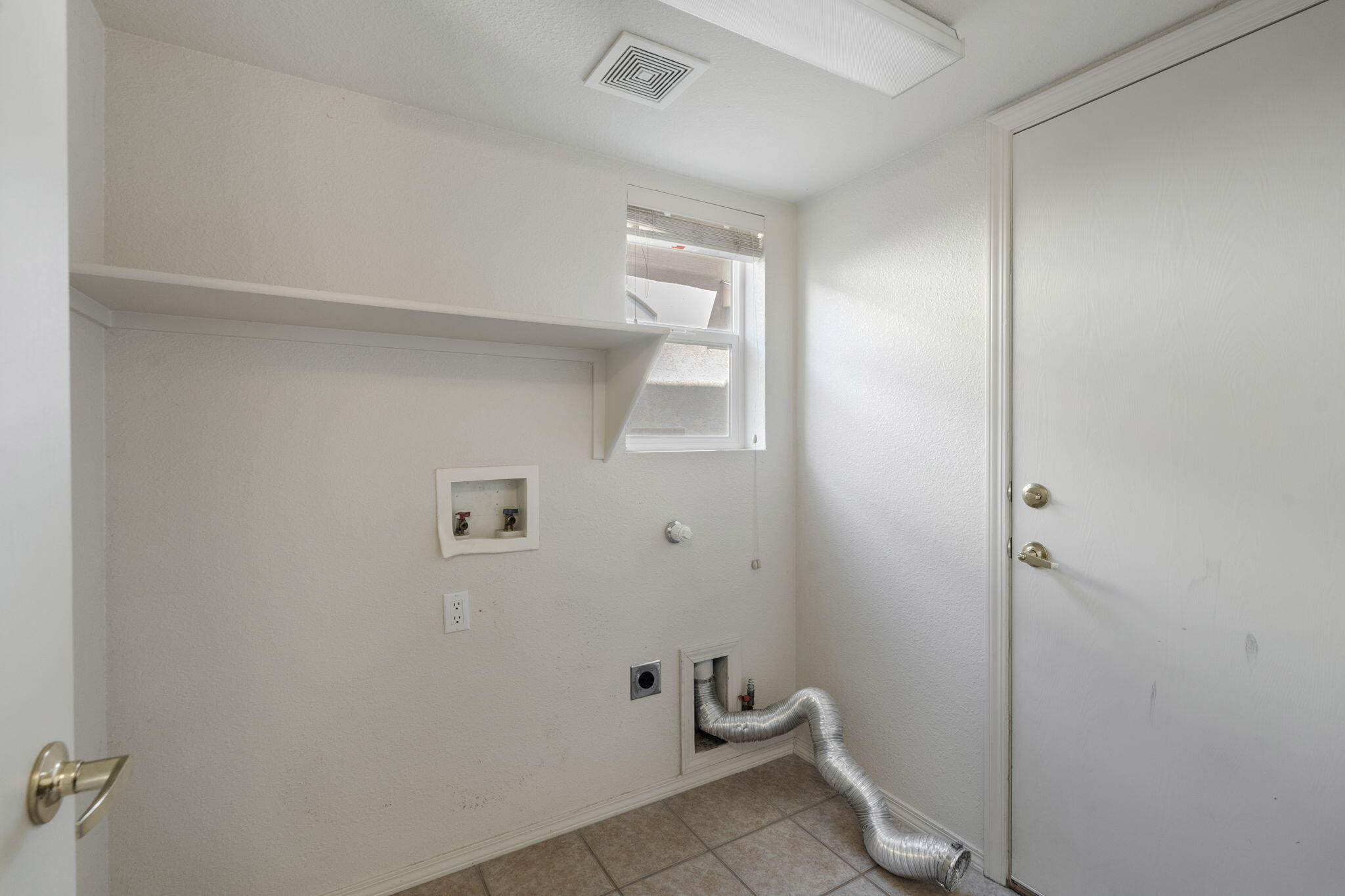 Photo 14 — 10109 Calle Placido NW