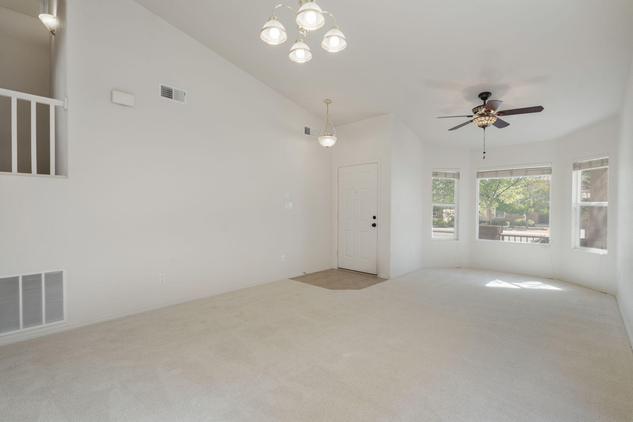 Photo 3 — 10109 Calle Placido NW