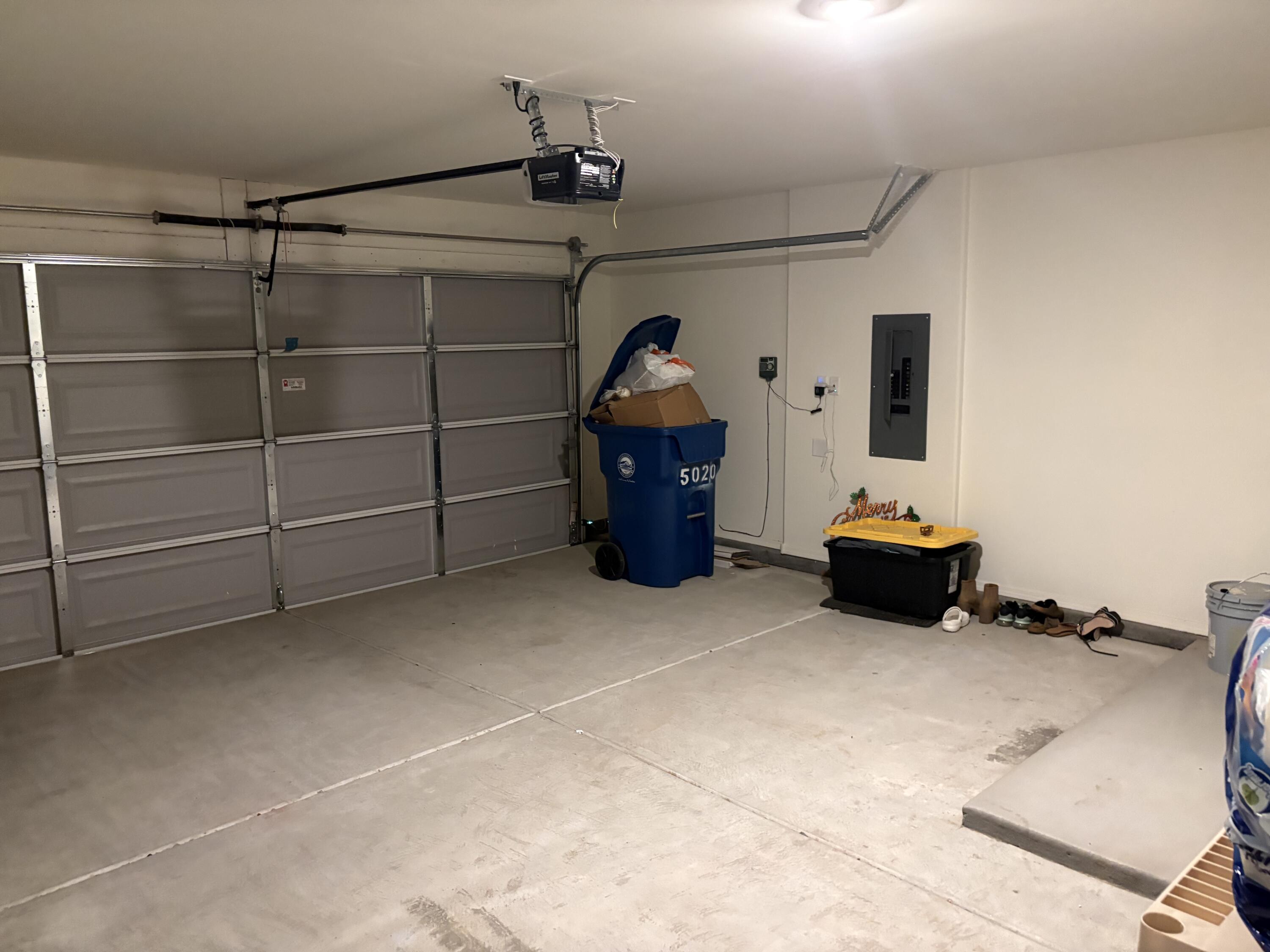 Photo 18 — 5020 Grace Street SW