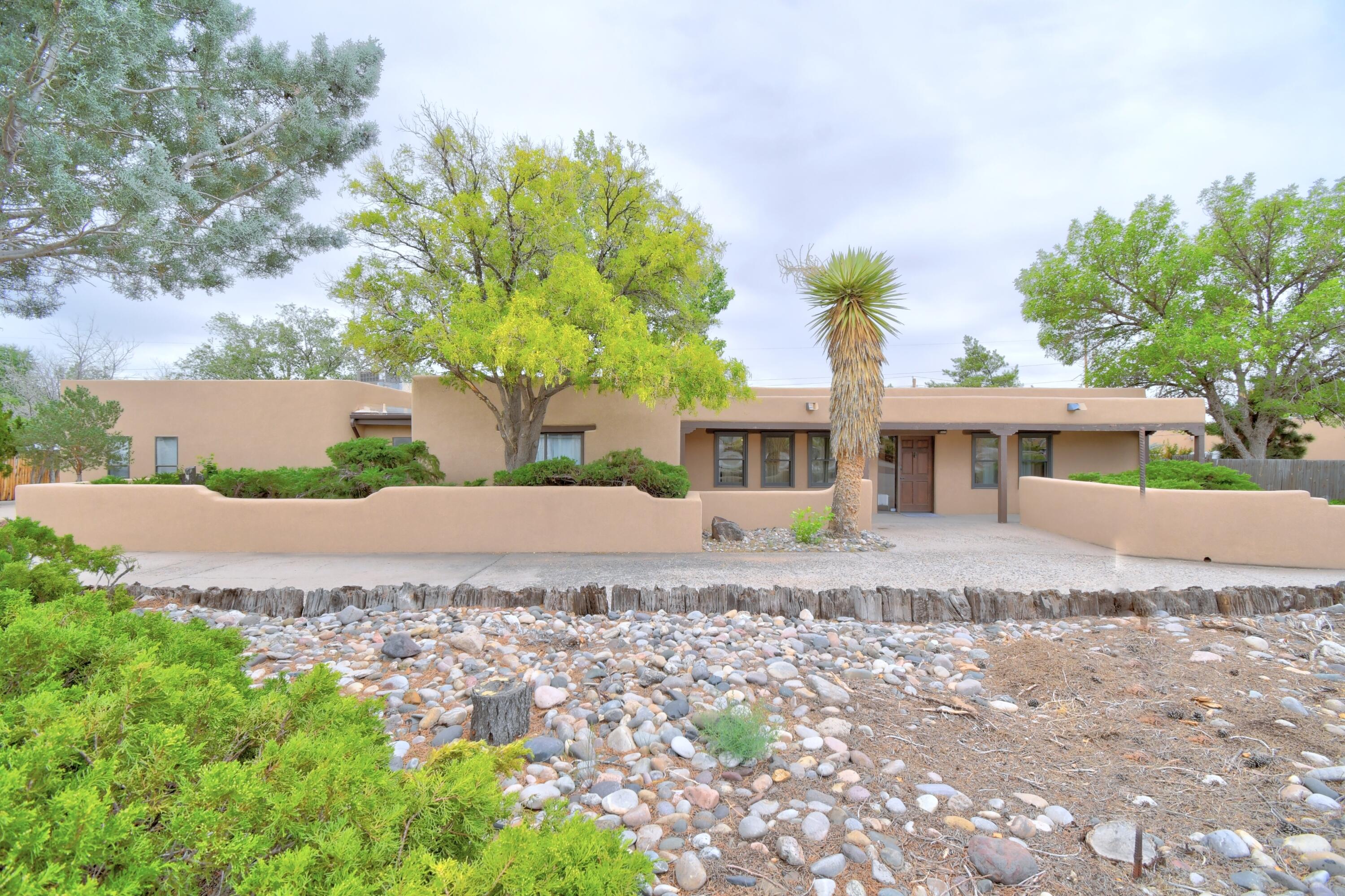14018 Arcadia Road NE, Albuquerque, NM 87123