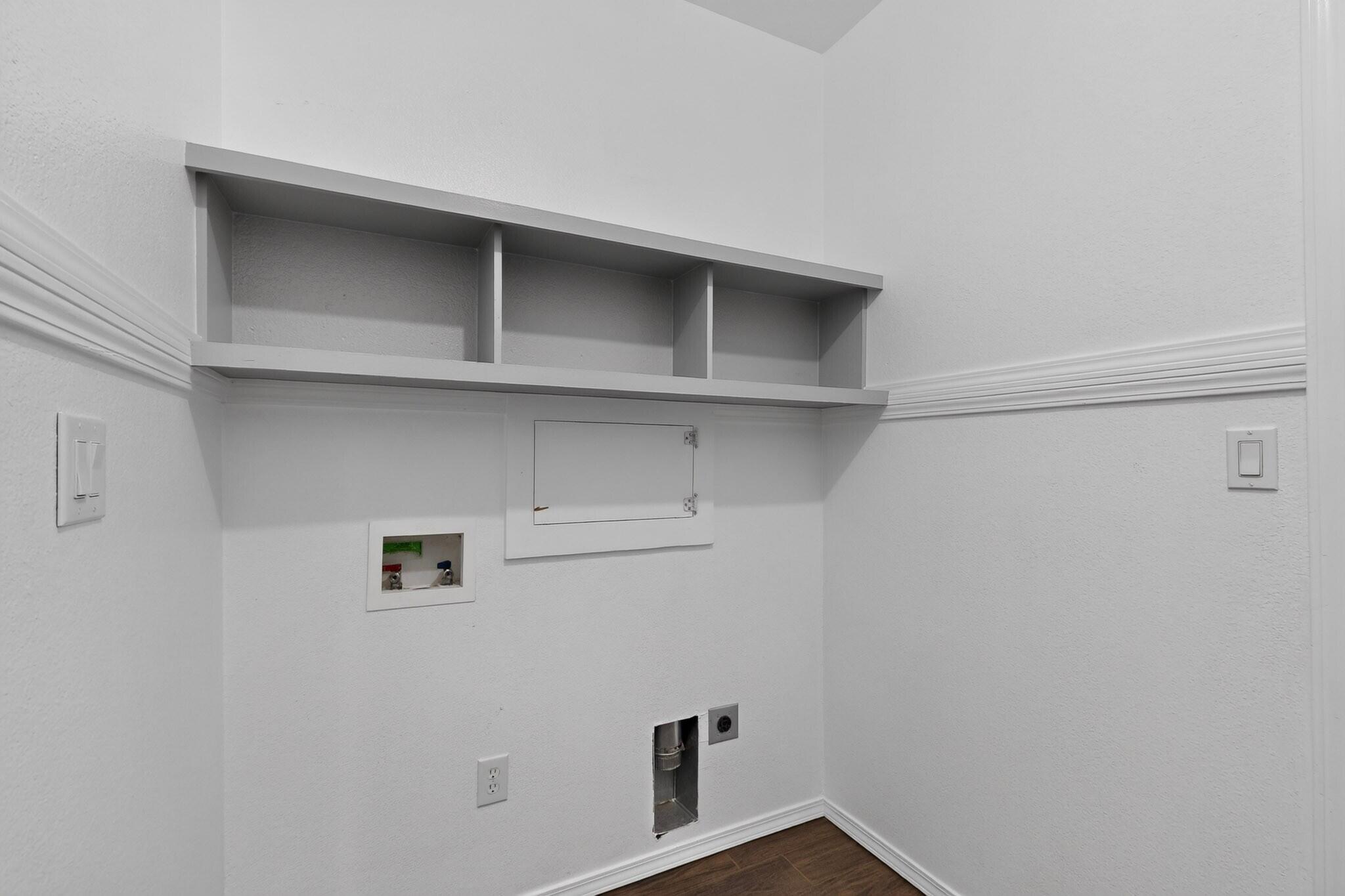 Photo 2 — 3224 W Meadow Drive SW