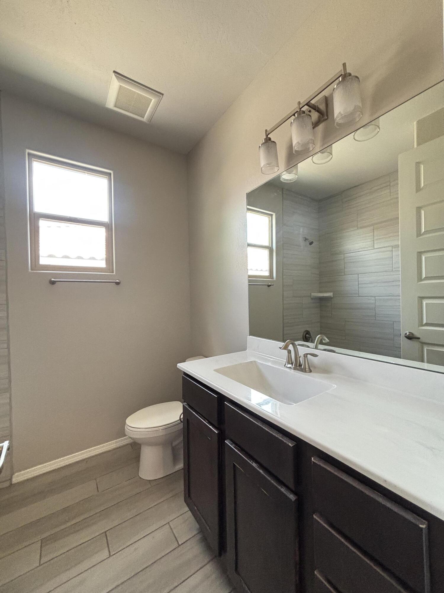 Photo 5 — 7007 Wrangell Loop NE