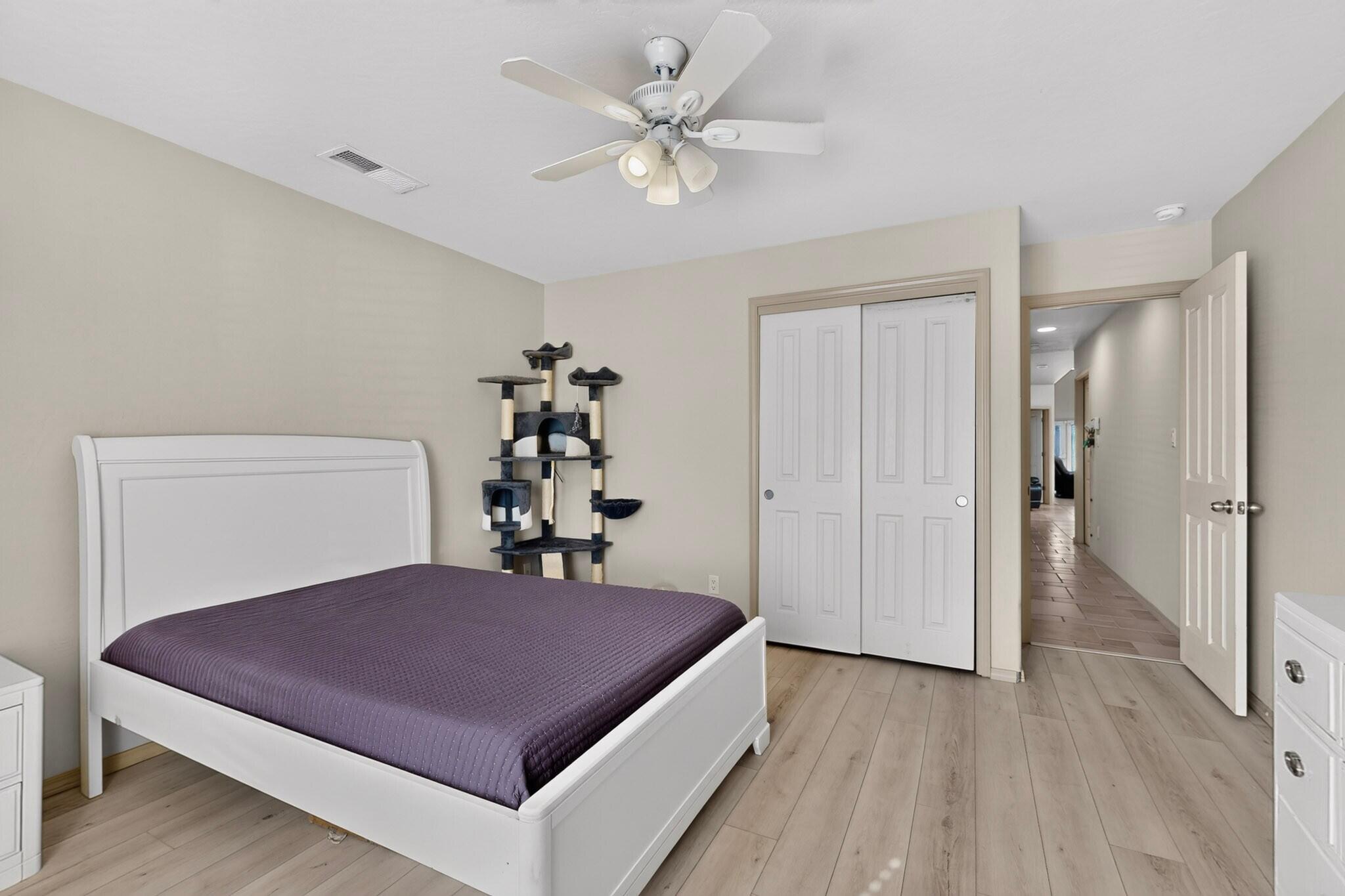 Photo 12 — 5227 Tierra Amada Street NW