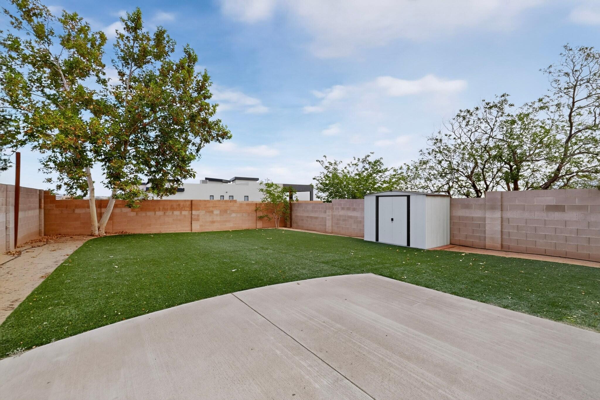 Photo 4 — 6179 Red Rock Avenue NW