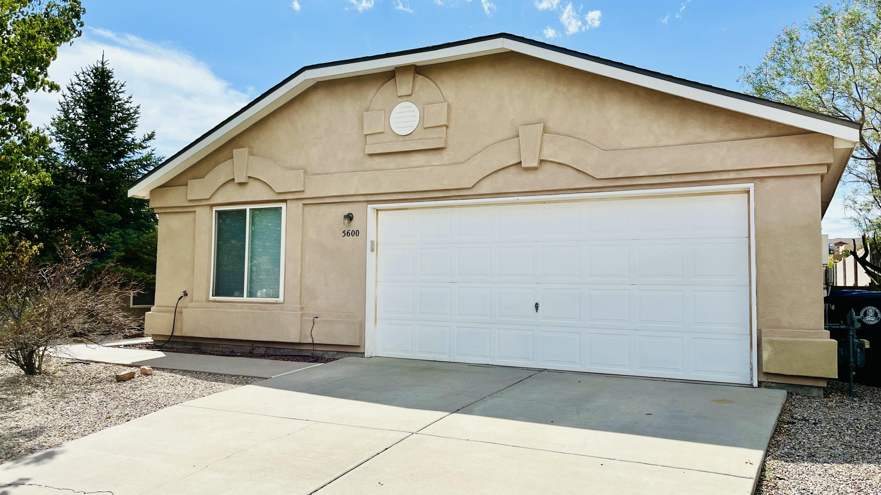 5600 Mesa Ridge Road NW, Albuquerque, NM 87114