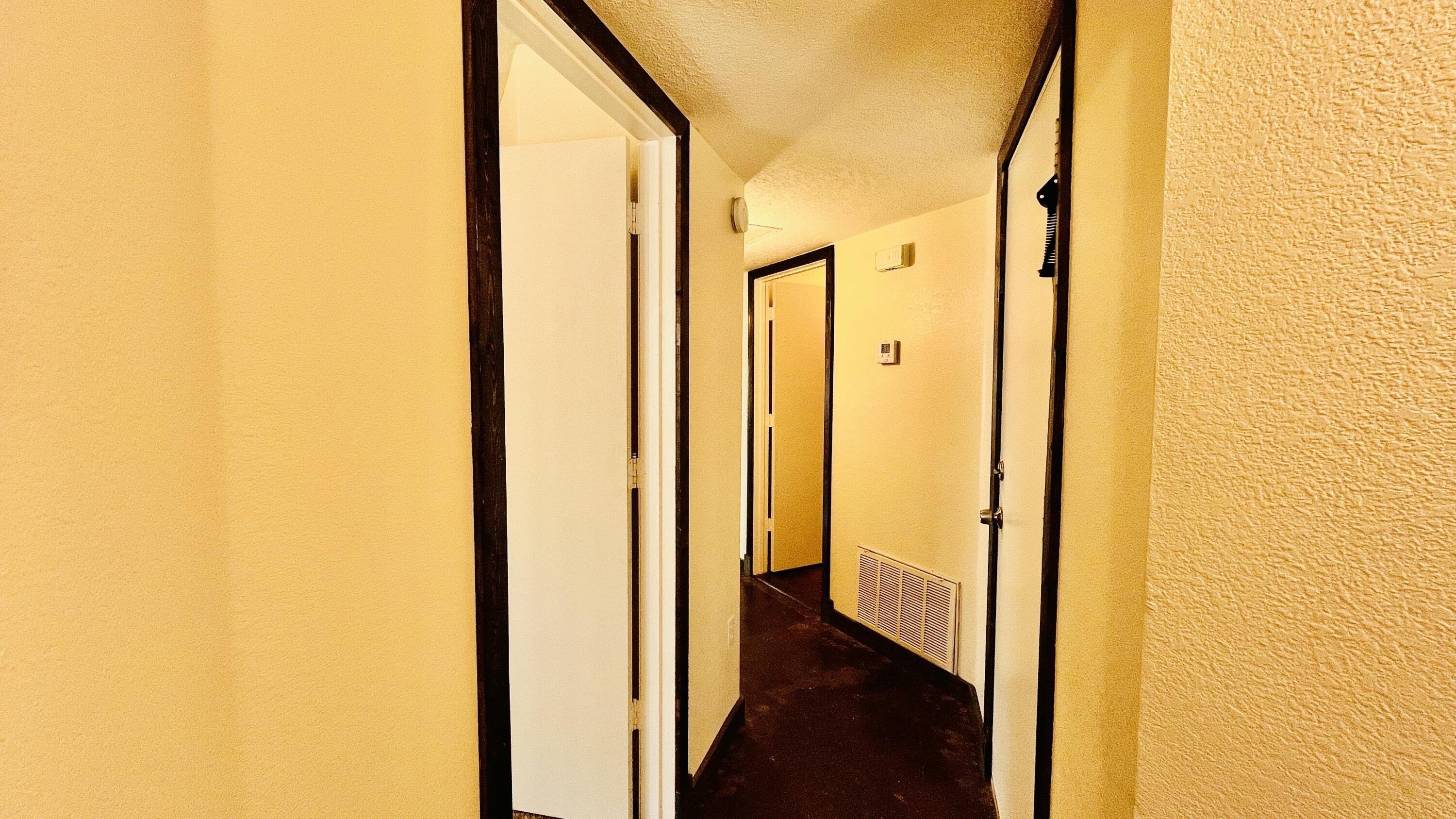 Photo 10 — 5600 Mesa Ridge Road NW