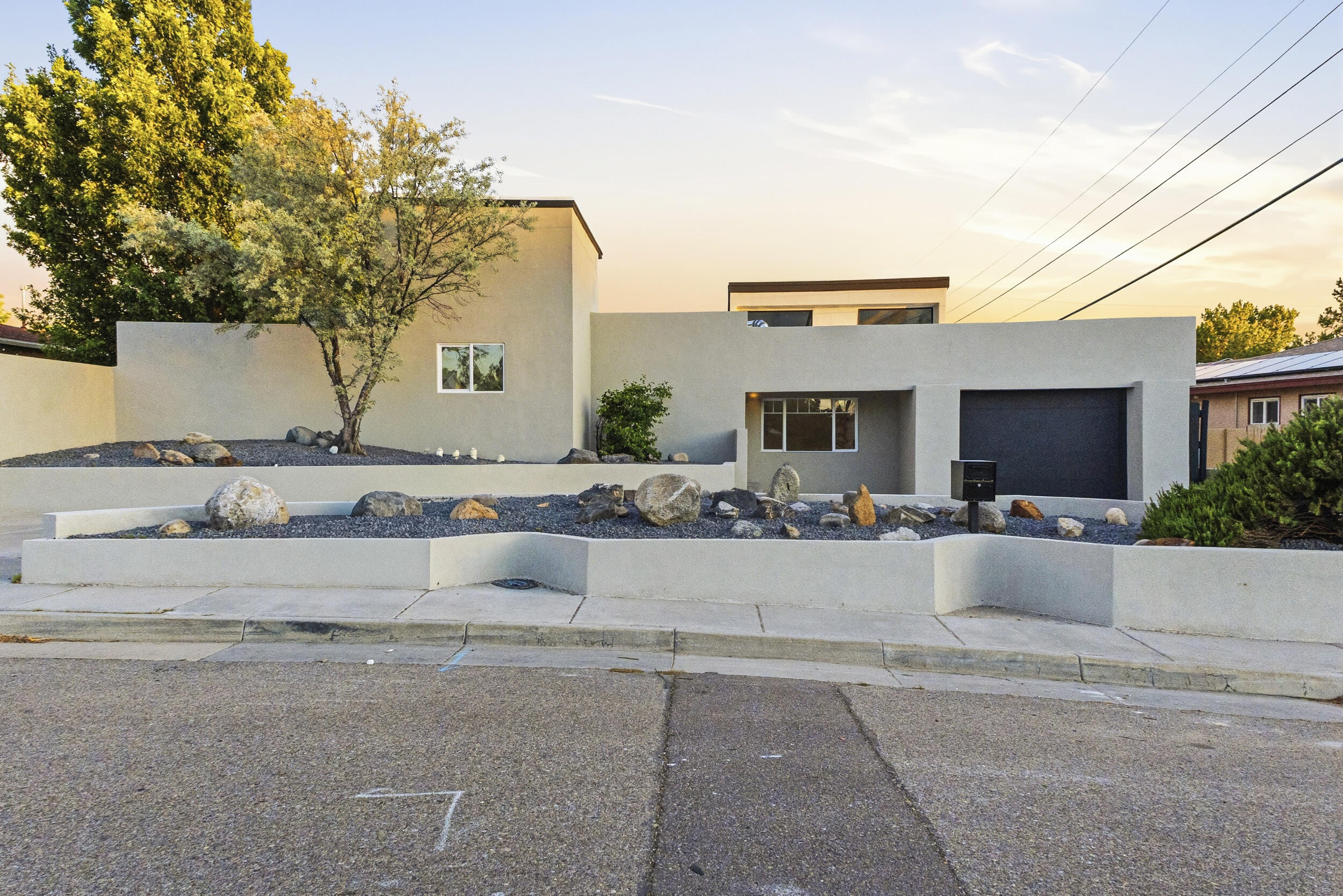 2614 Schell Place NE, Albuquerque, NM 87106