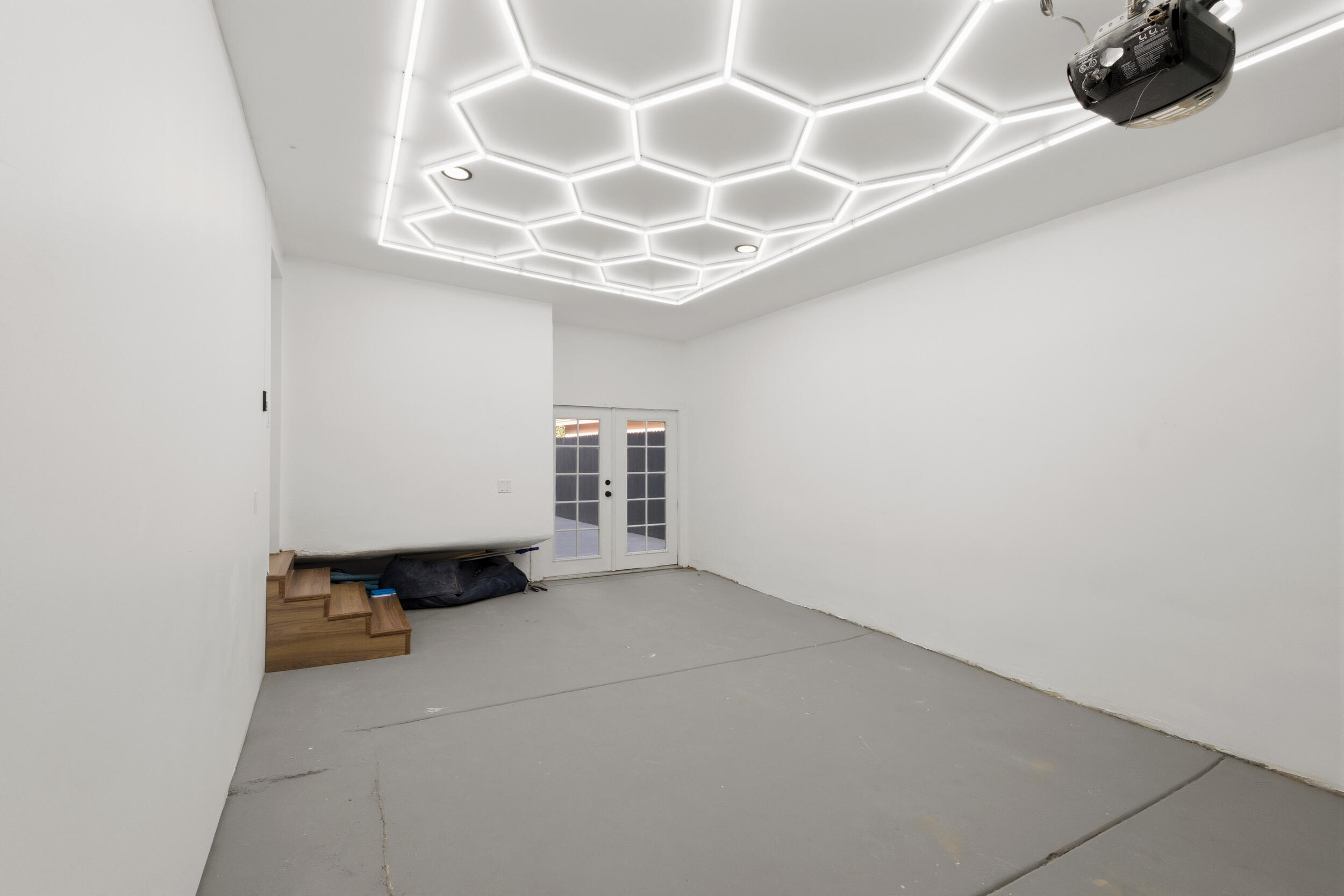 Photo 15 — 2614 Schell Place NE