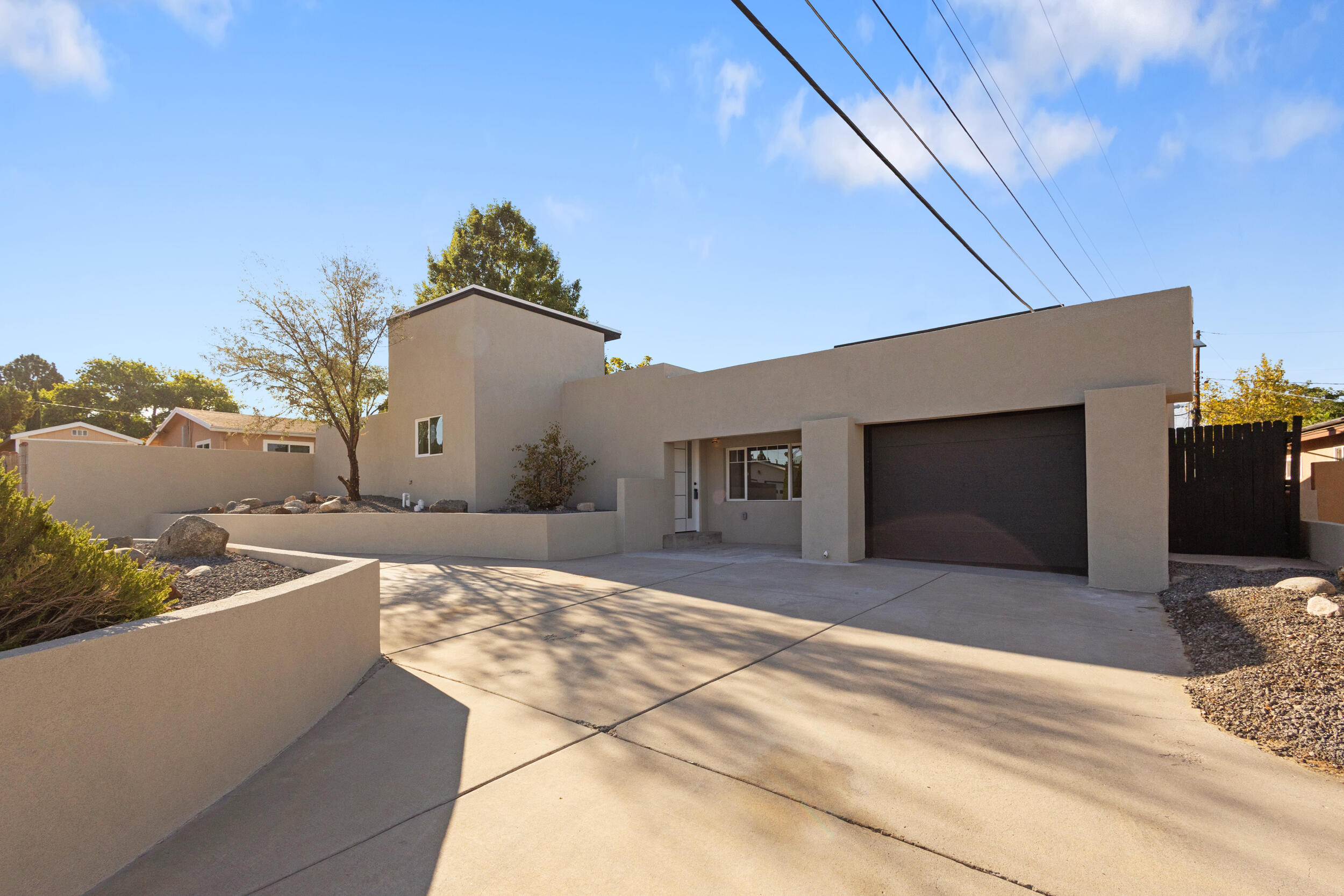 Photo 4 — 2614 Schell Place NE