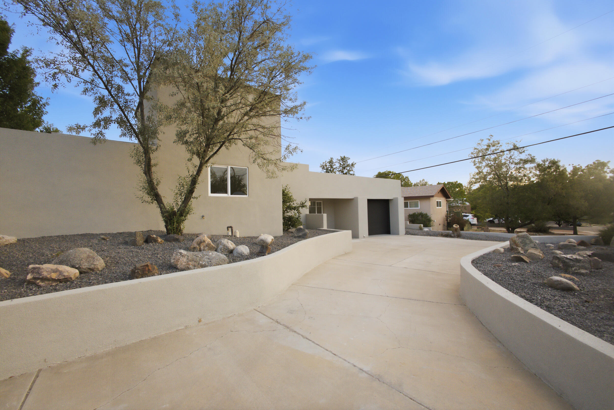 Photo 3 — 2614 Schell Place NE